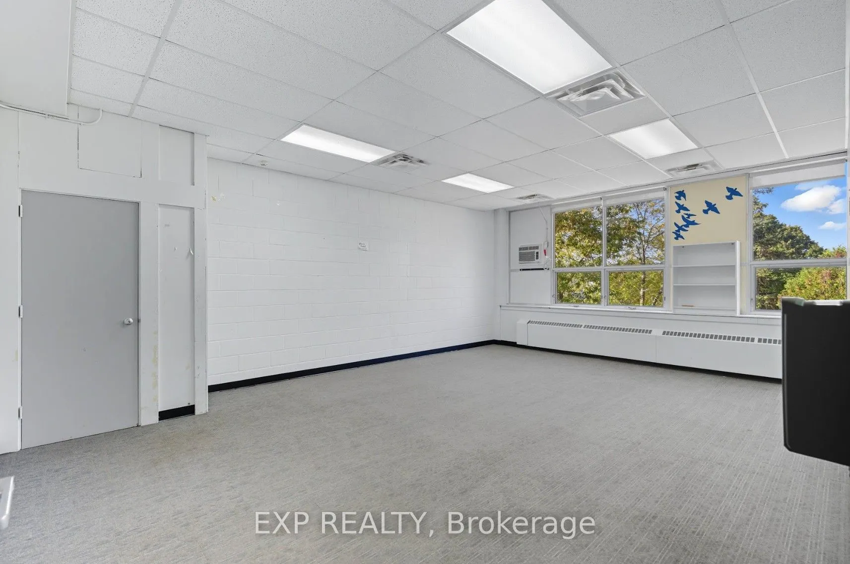 641 Sladen Avenue, #2nd & 3rd Floor