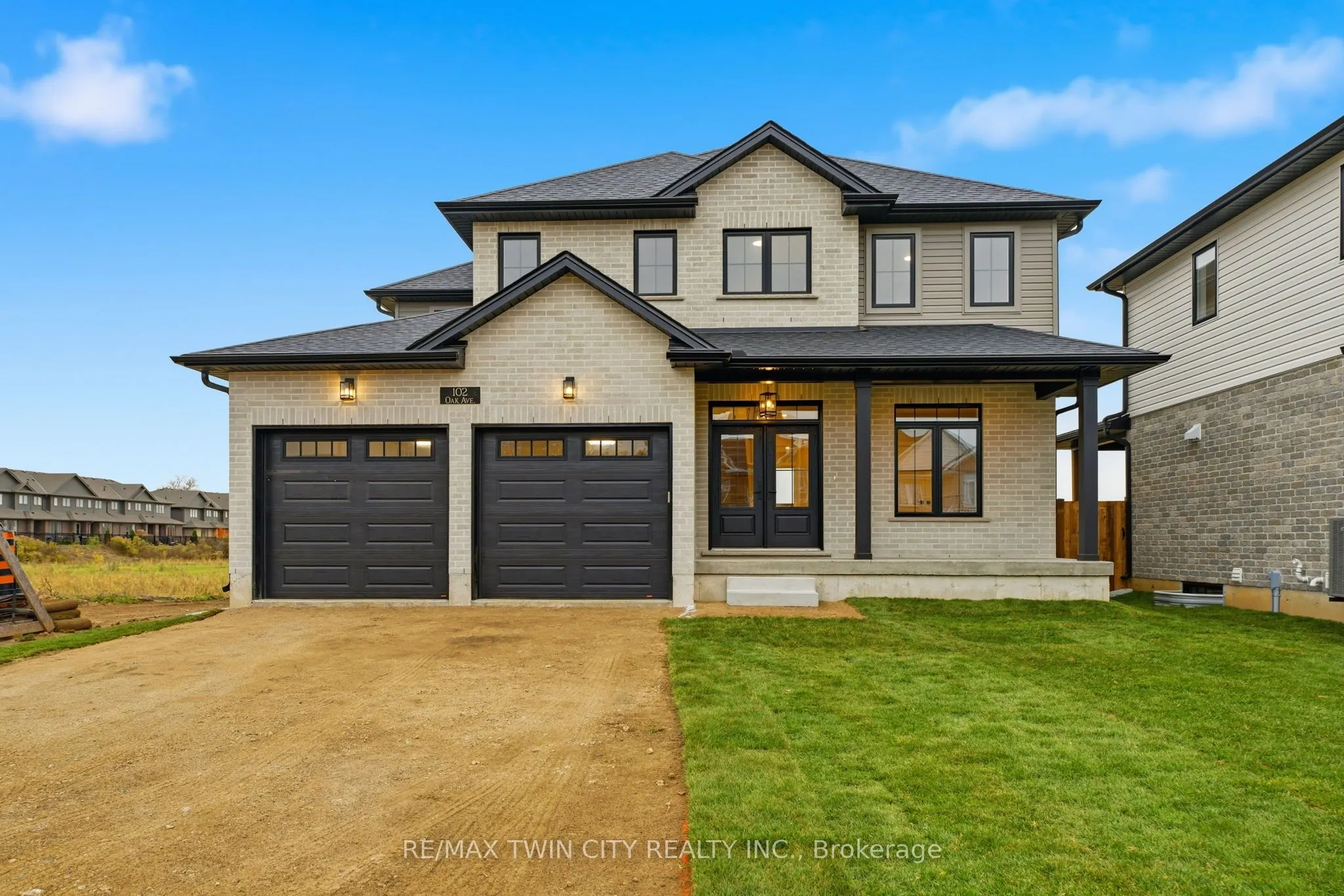 102 Oak Avenue