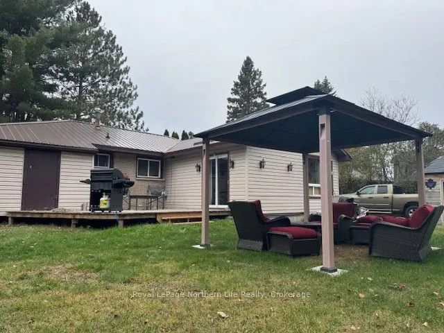 44 Desgrosielliers Street