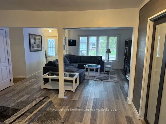 44 Desgrosielliers Street