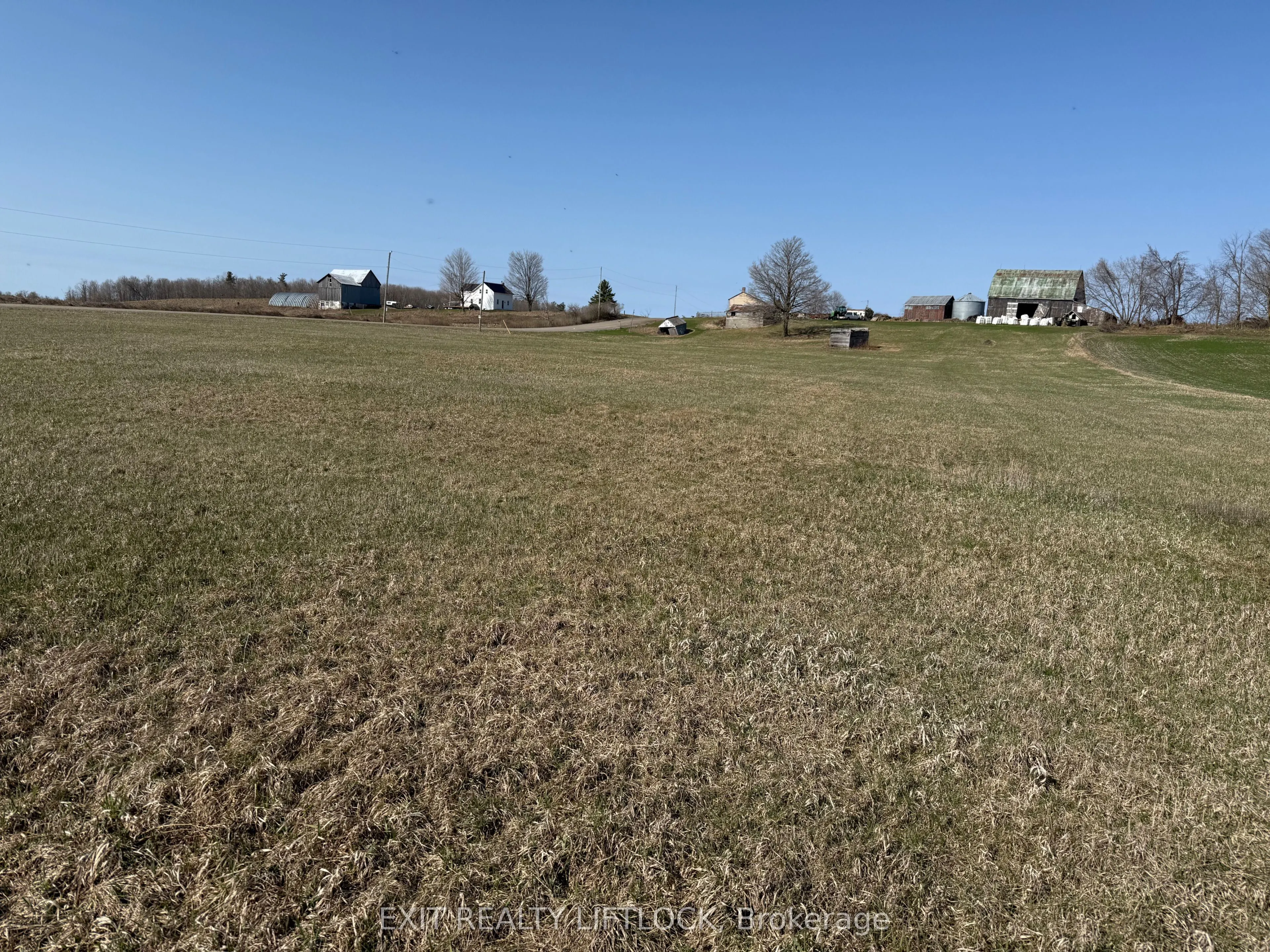 66 Concession Rd. 8 E