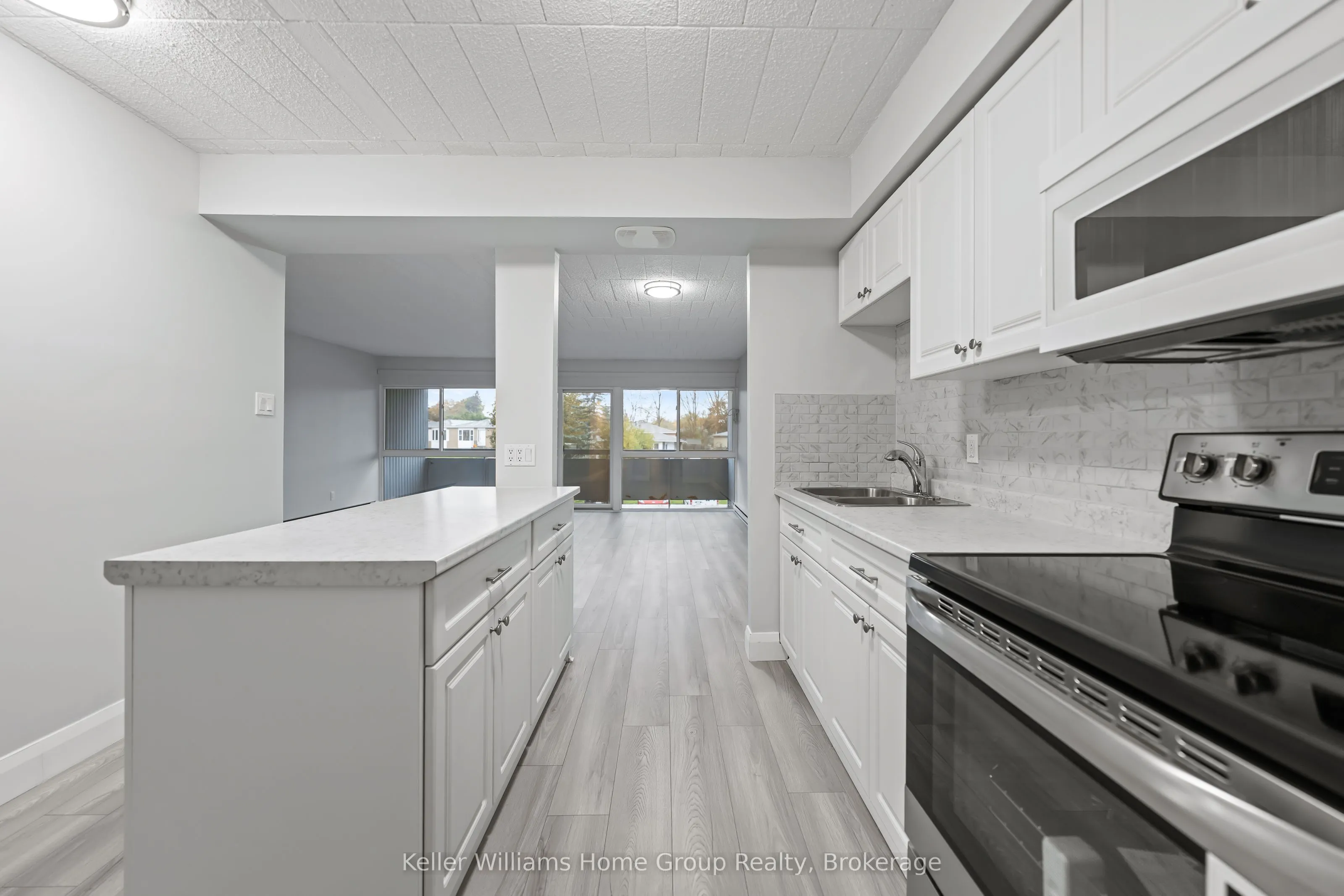 91 Conroy Crescent, #408