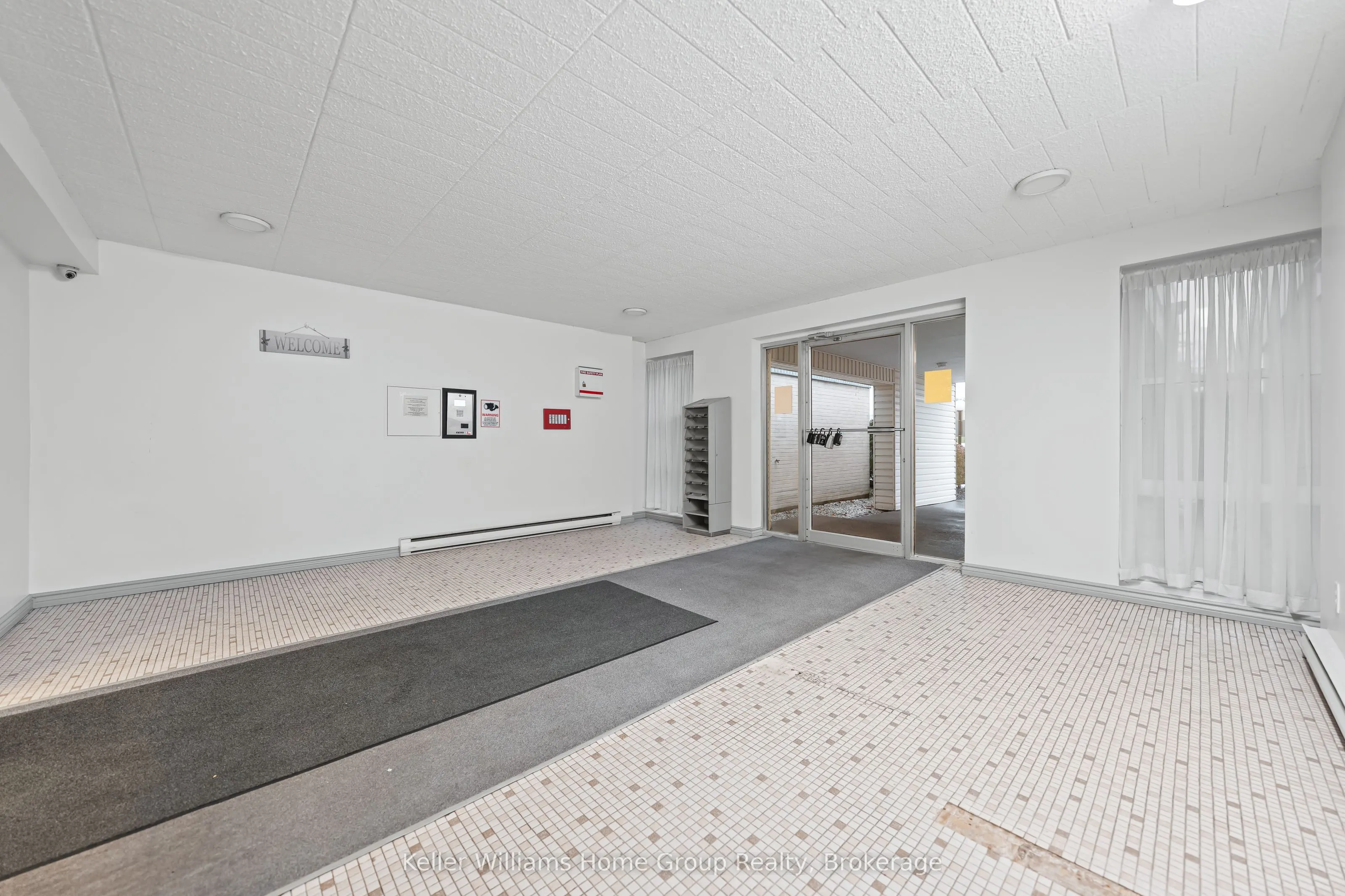 91 Conroy Crescent, #408