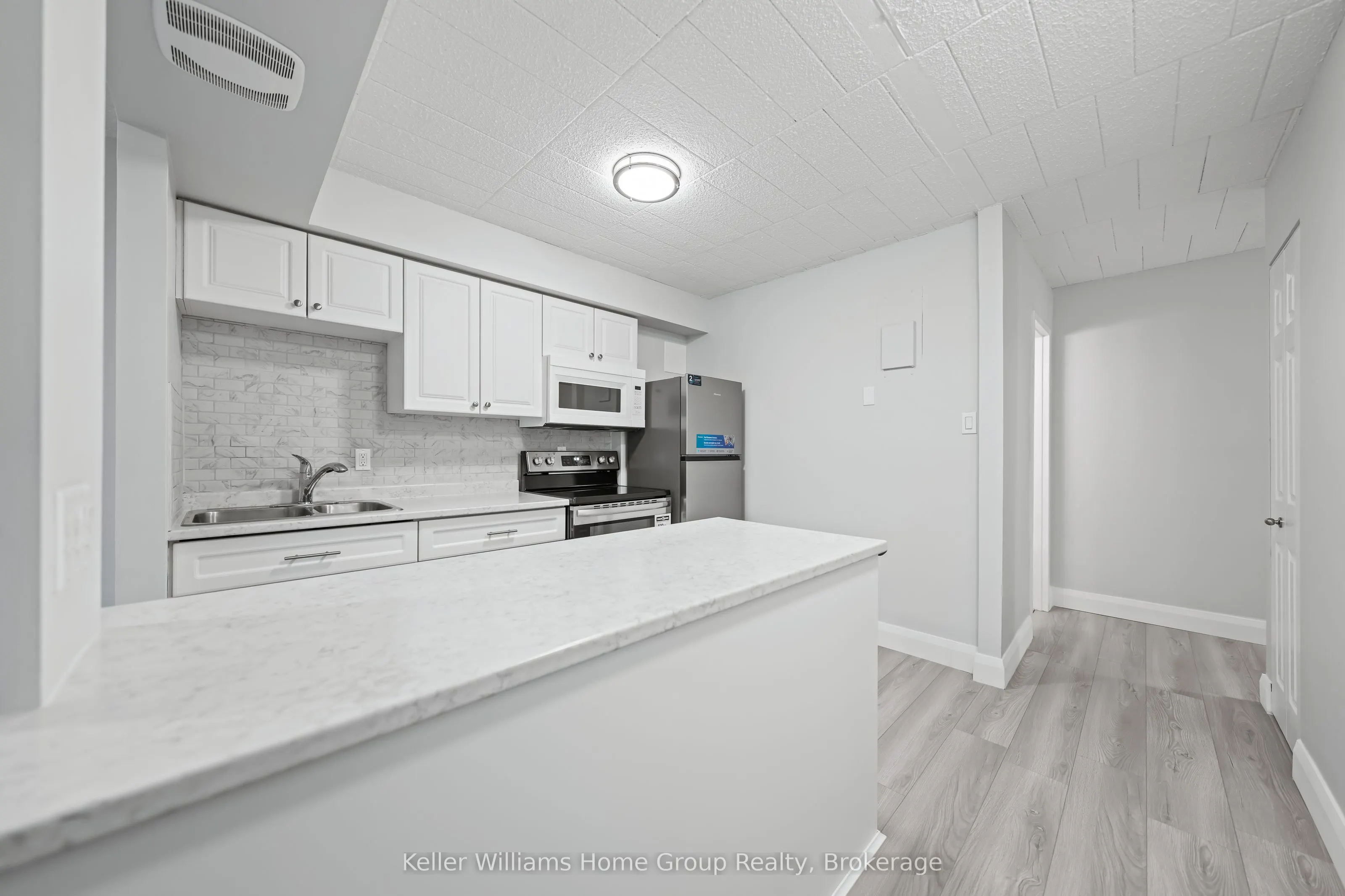 91 Conroy Crescent, #408