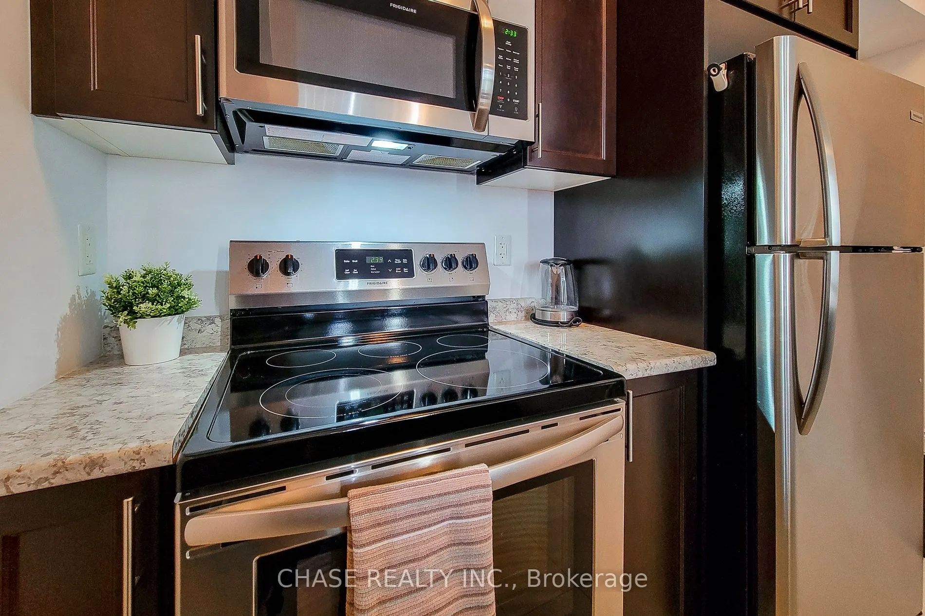 125 Shoreview Place, #638