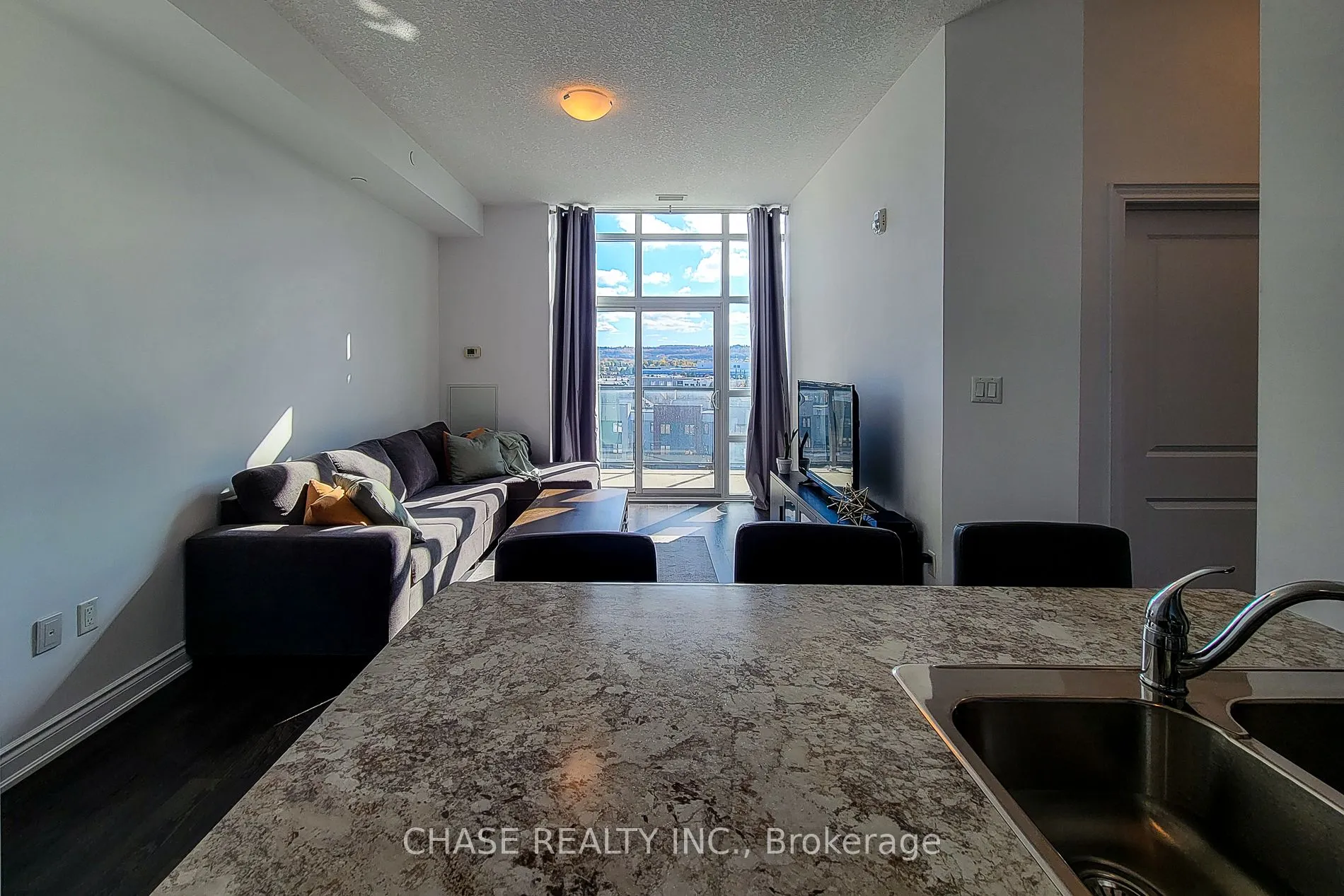 125 Shoreview Place, #638