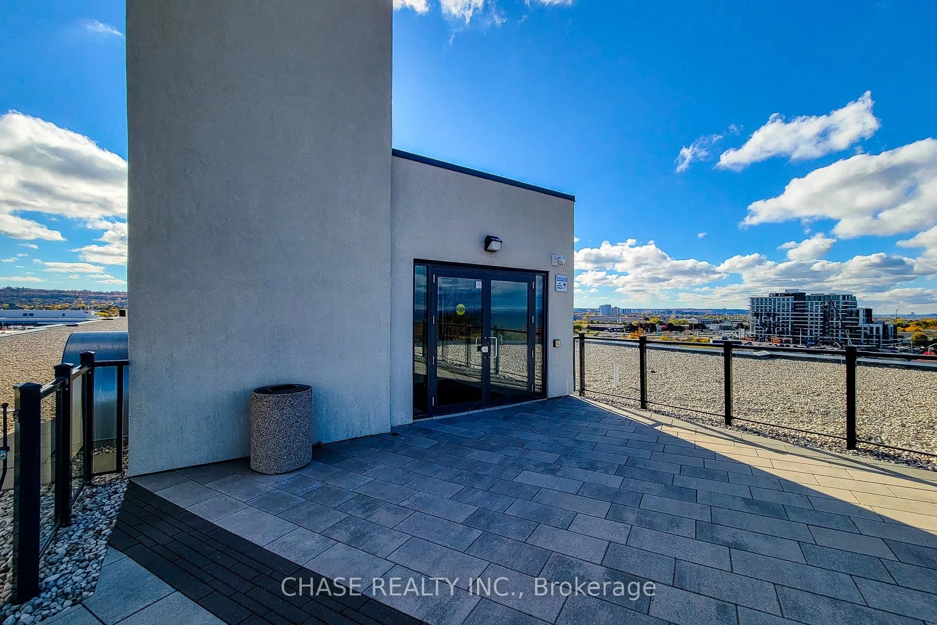 125 Shoreview Place, #638