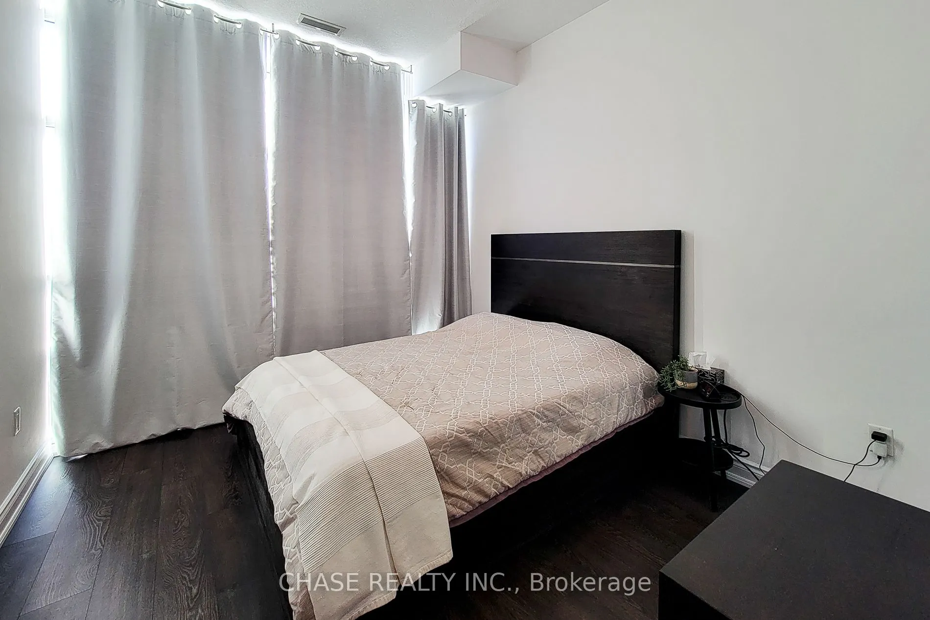 125 Shoreview Place, #638