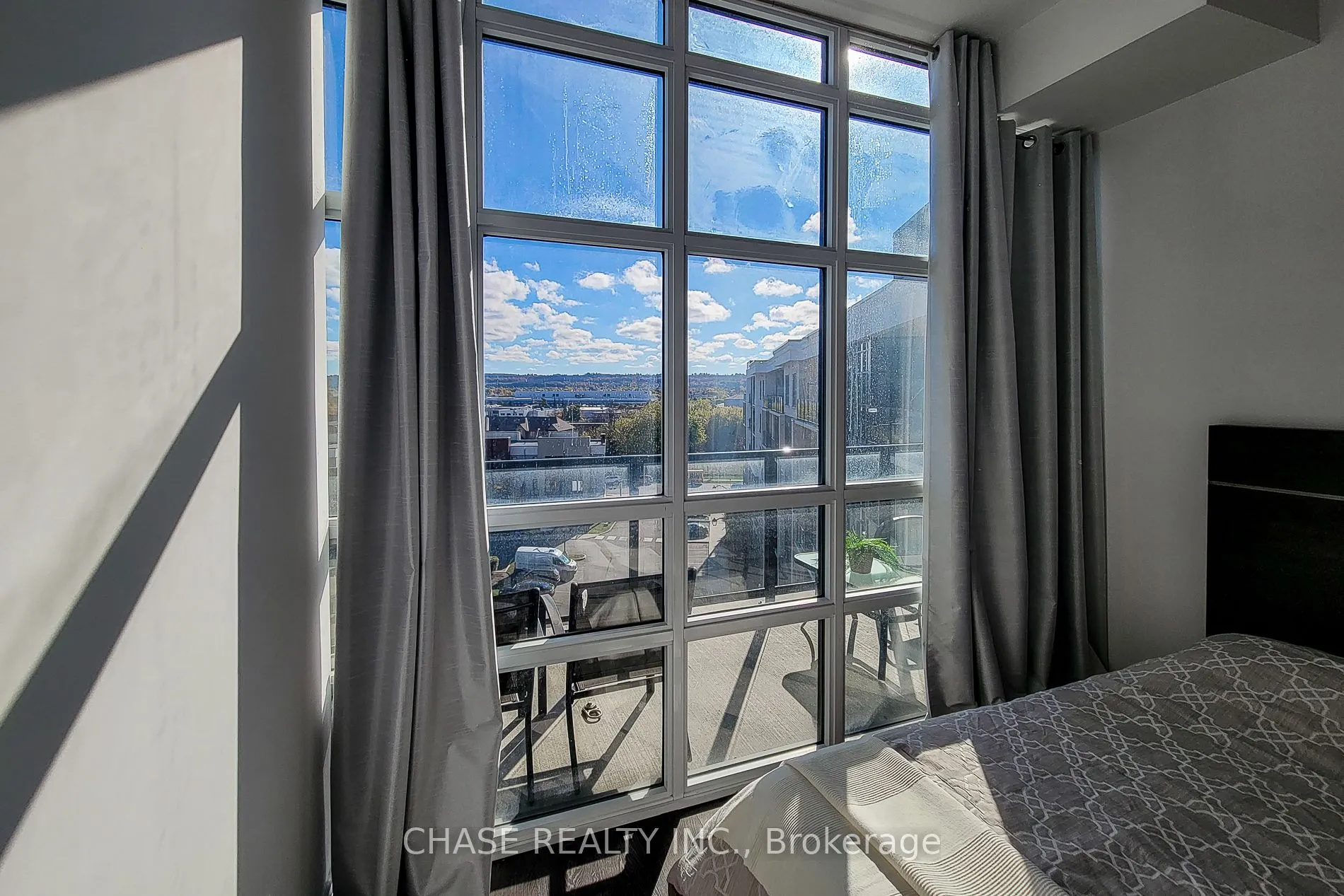 125 Shoreview Place, #638