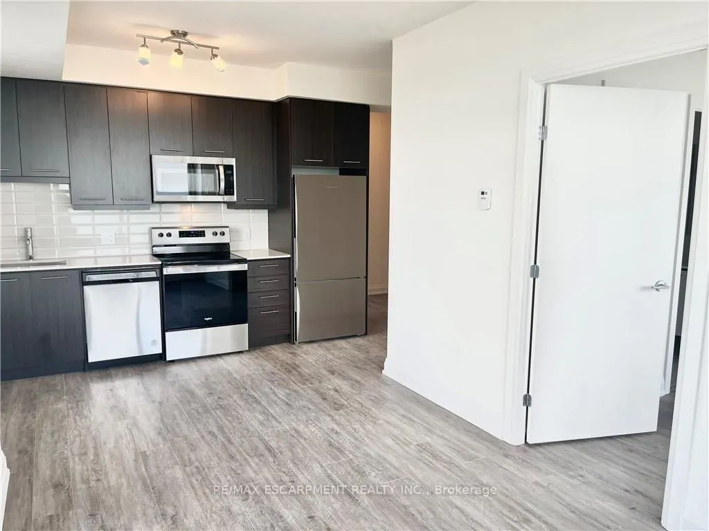 385 Winston Road, #908