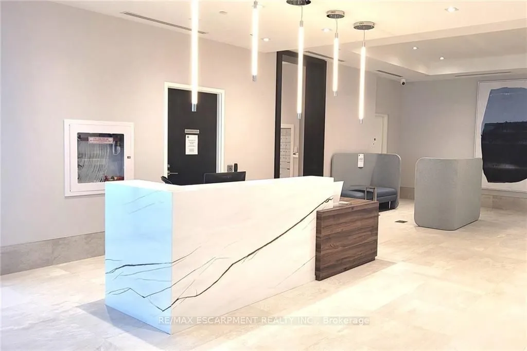 385 Winston Road, #908