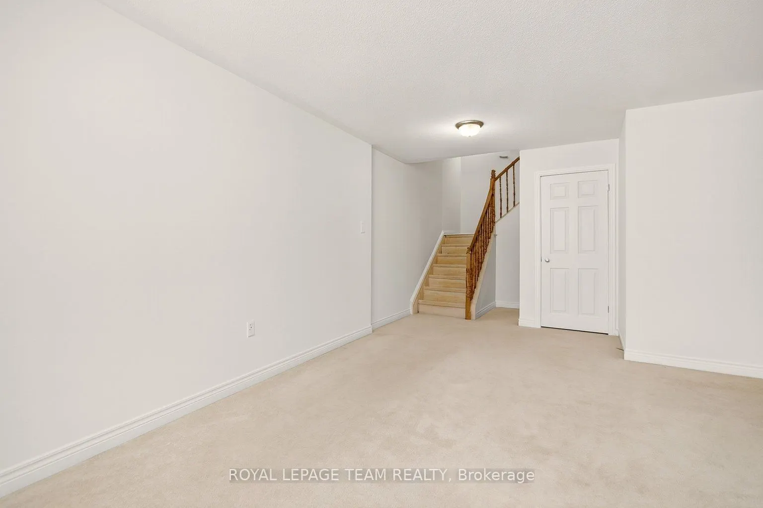 245 Garrity Crescent