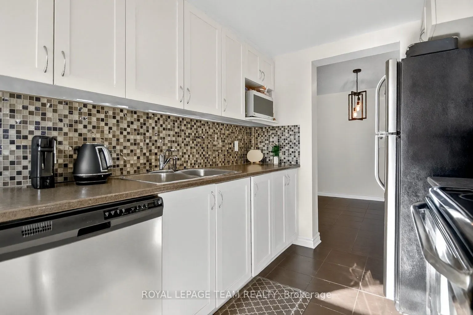 245 Garrity Crescent