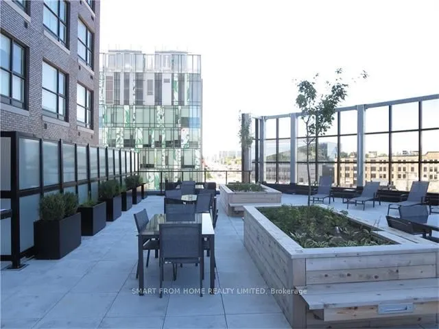 1 VICTORIA Street, #210