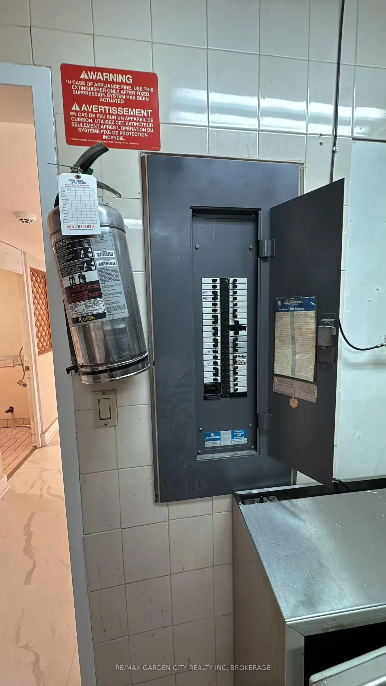 7737 Lundy's Lane, #Commercial Unit