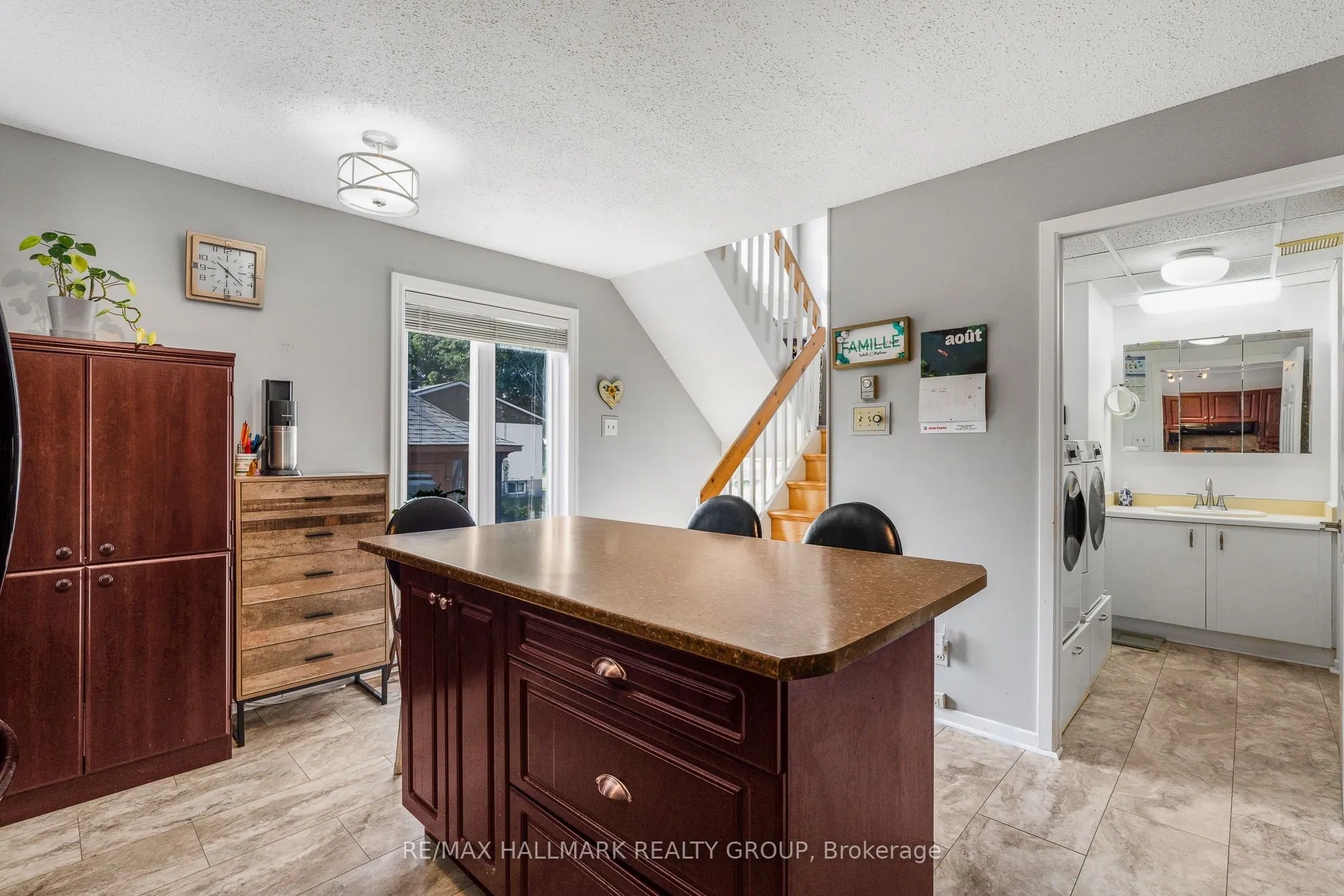 1115 Cholette Crescent