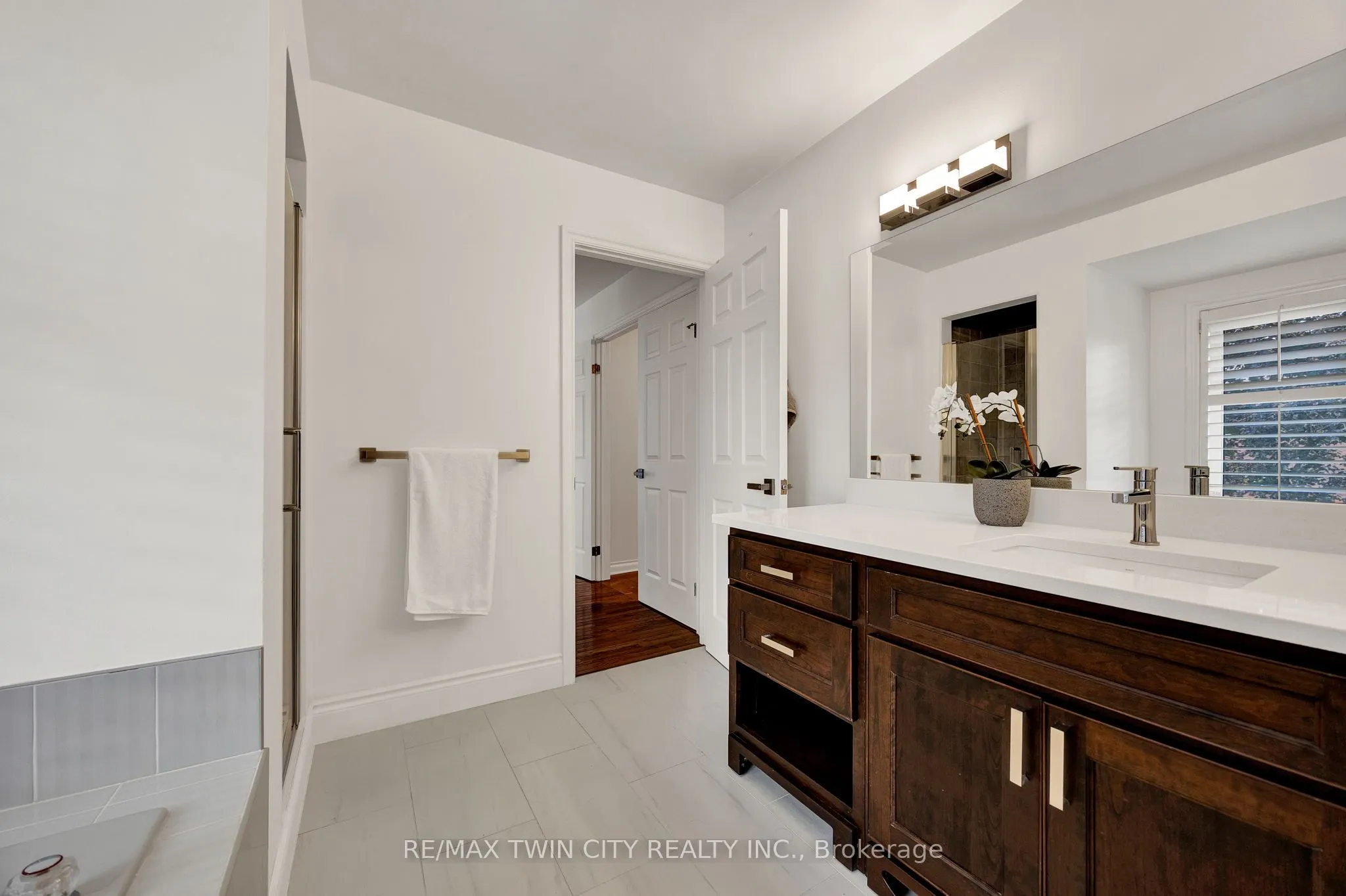 250 Grey Squirrel Place