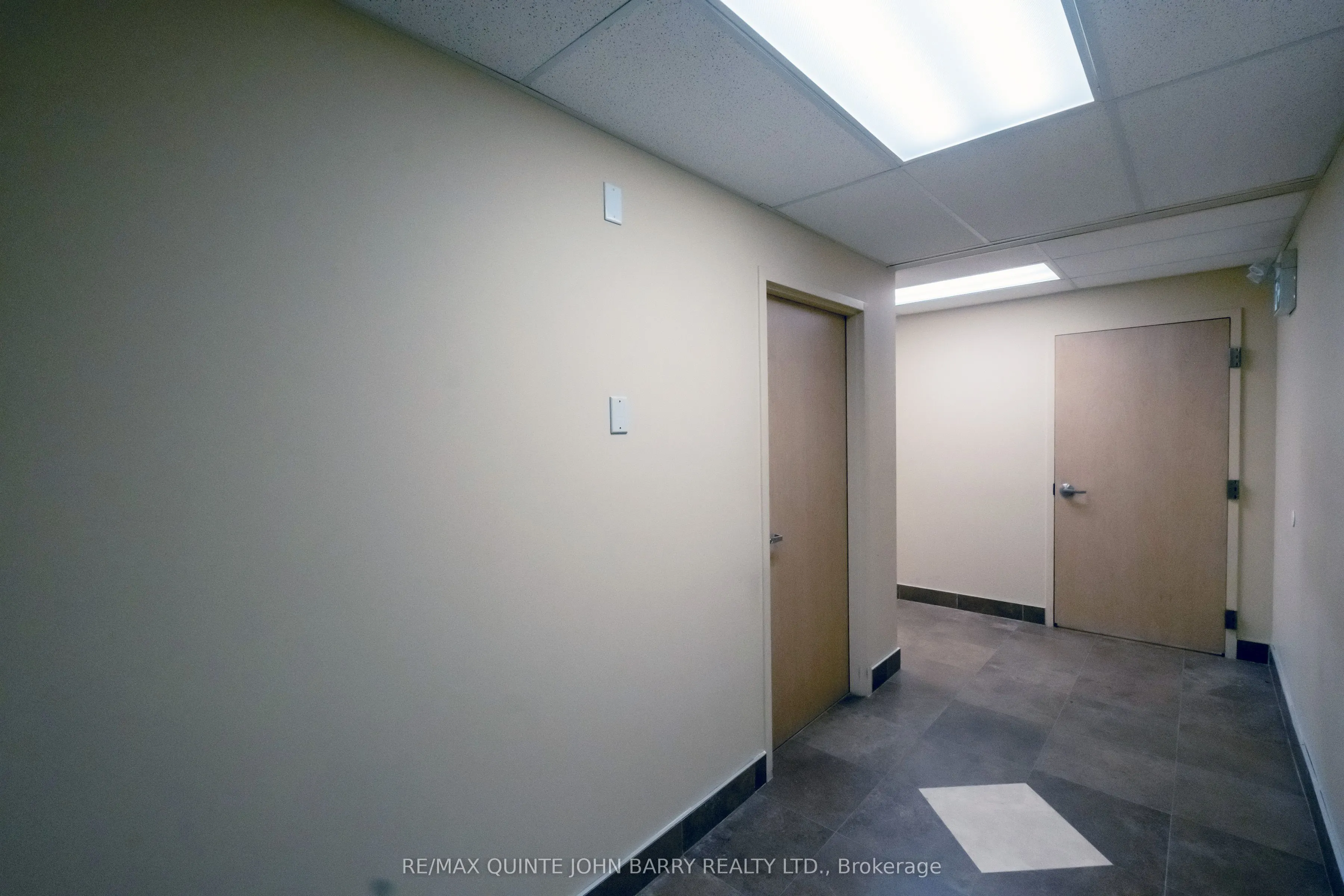 30 King Street, #201