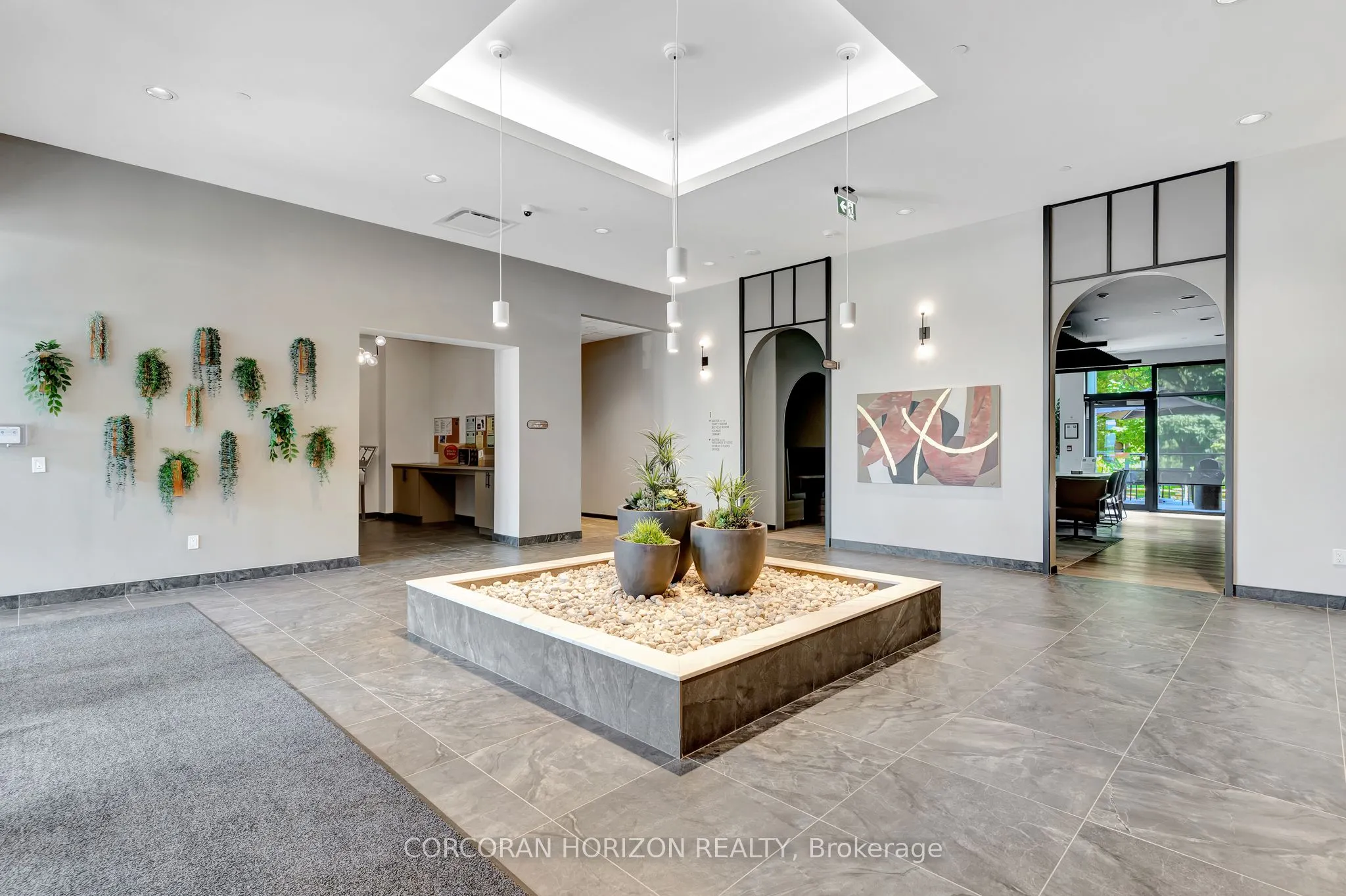 525 New Dundee Road, #421