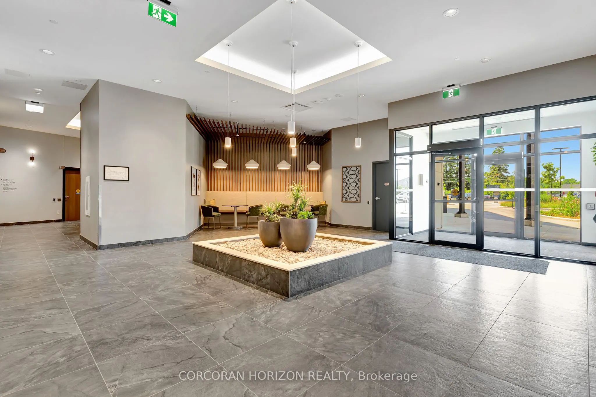 525 New Dundee Road, #421