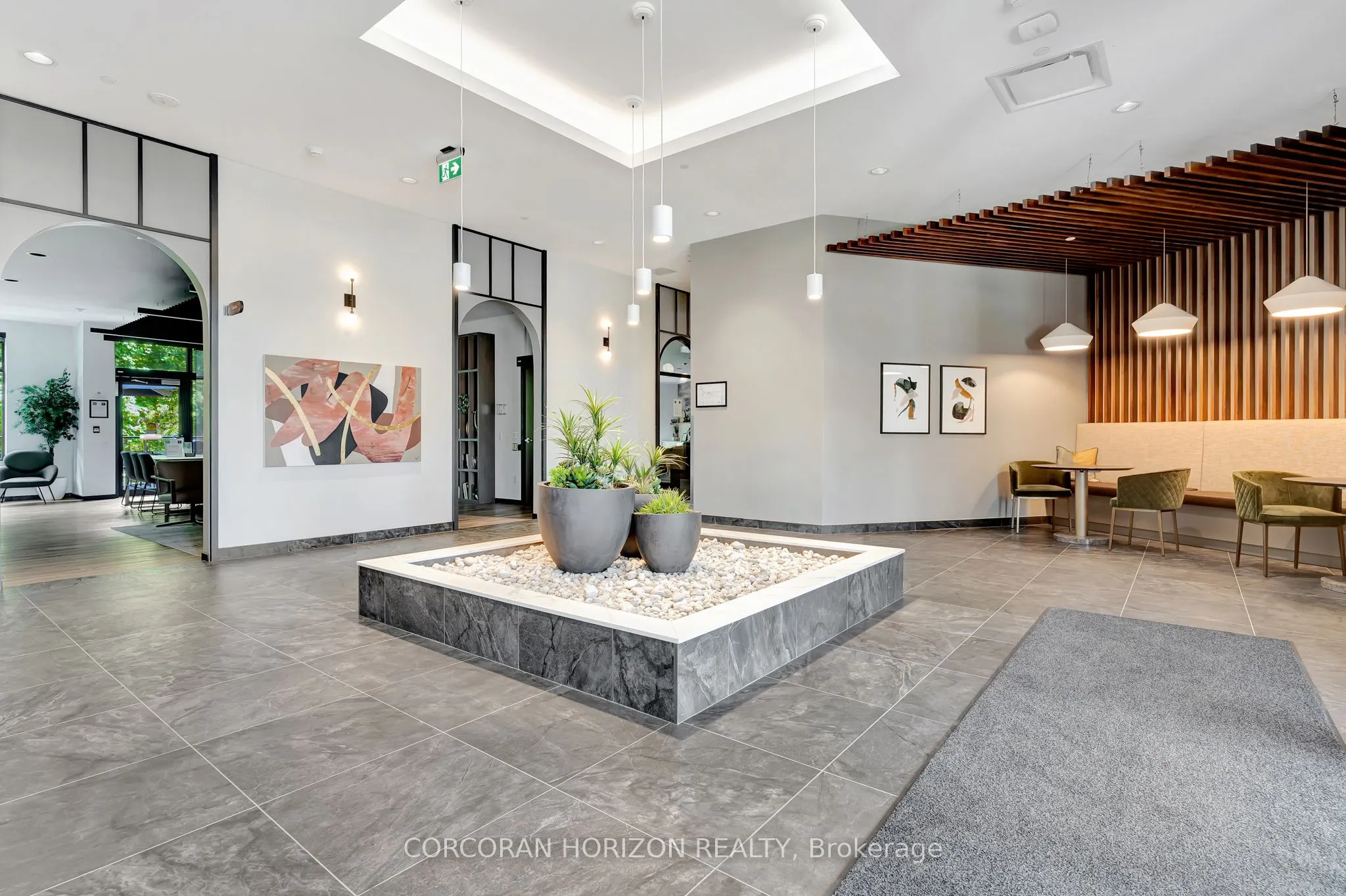 525 New Dundee Road, #421