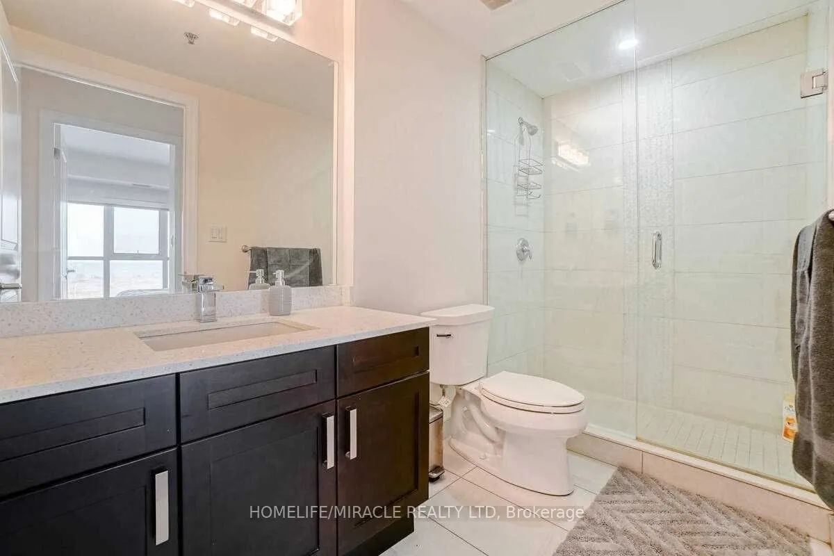 560 North Service Road, #602