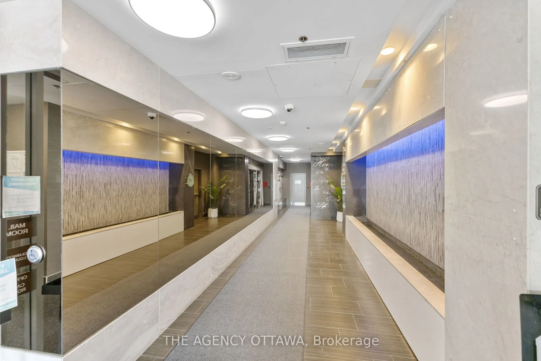 118 HOLMWOOD Avenue, #406