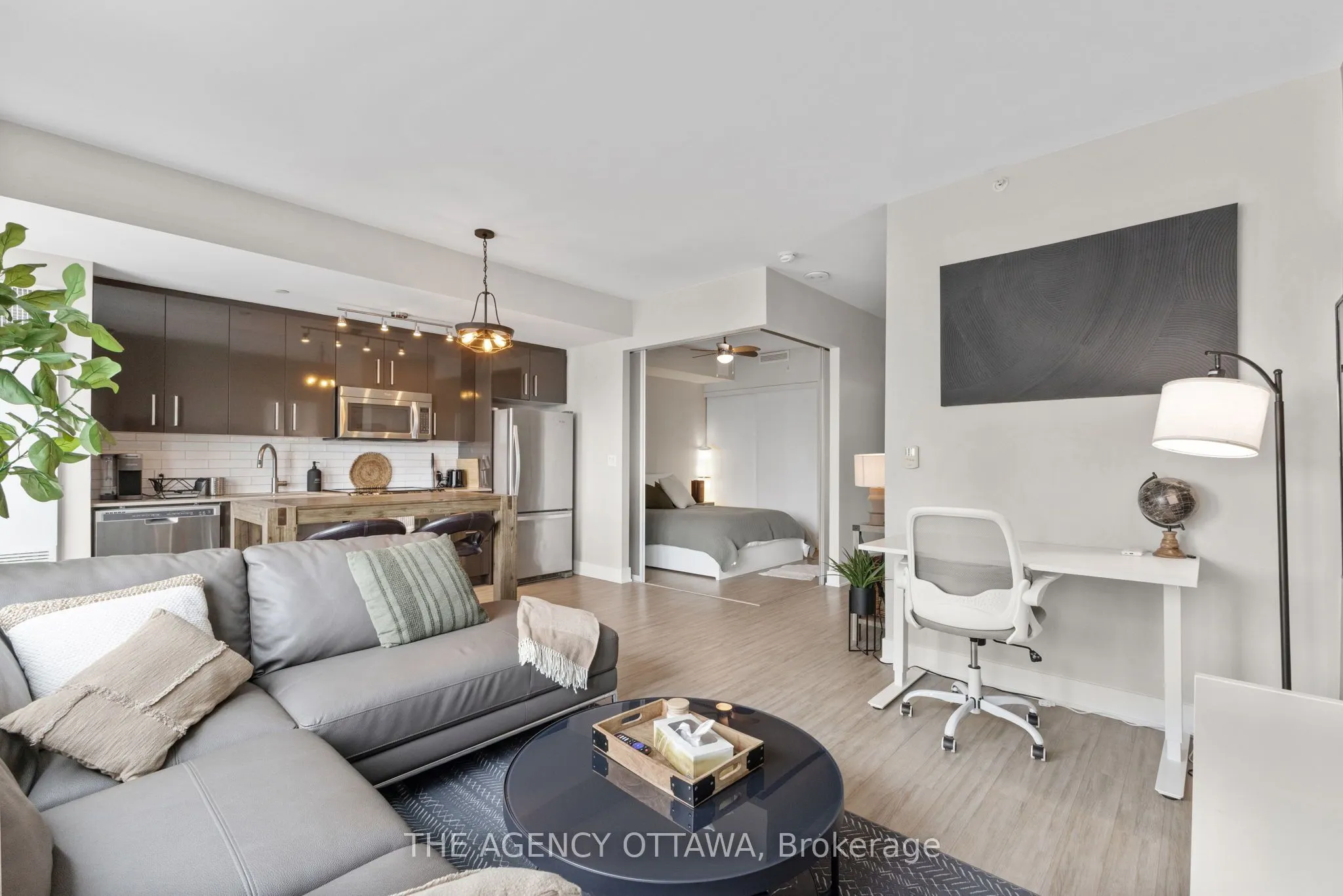 118 HOLMWOOD Avenue, #406