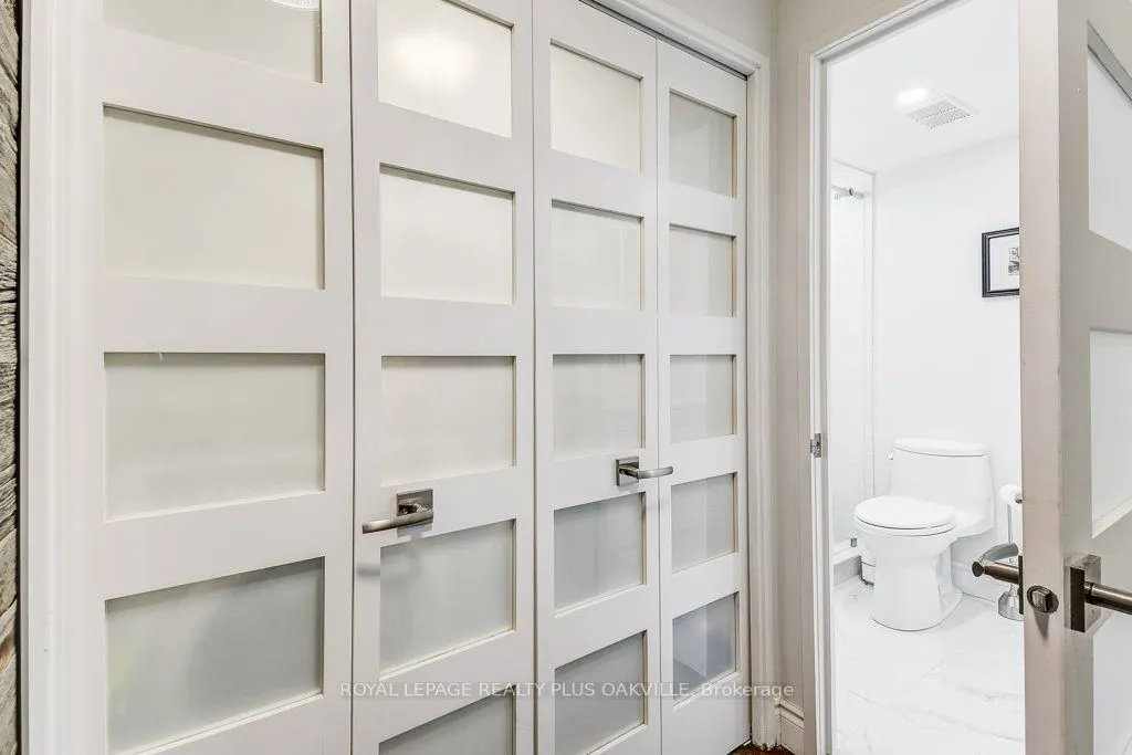 500 Green Road, #515