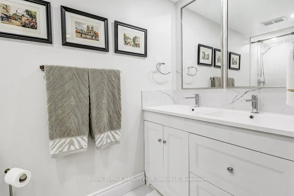 500 Green Road, #515