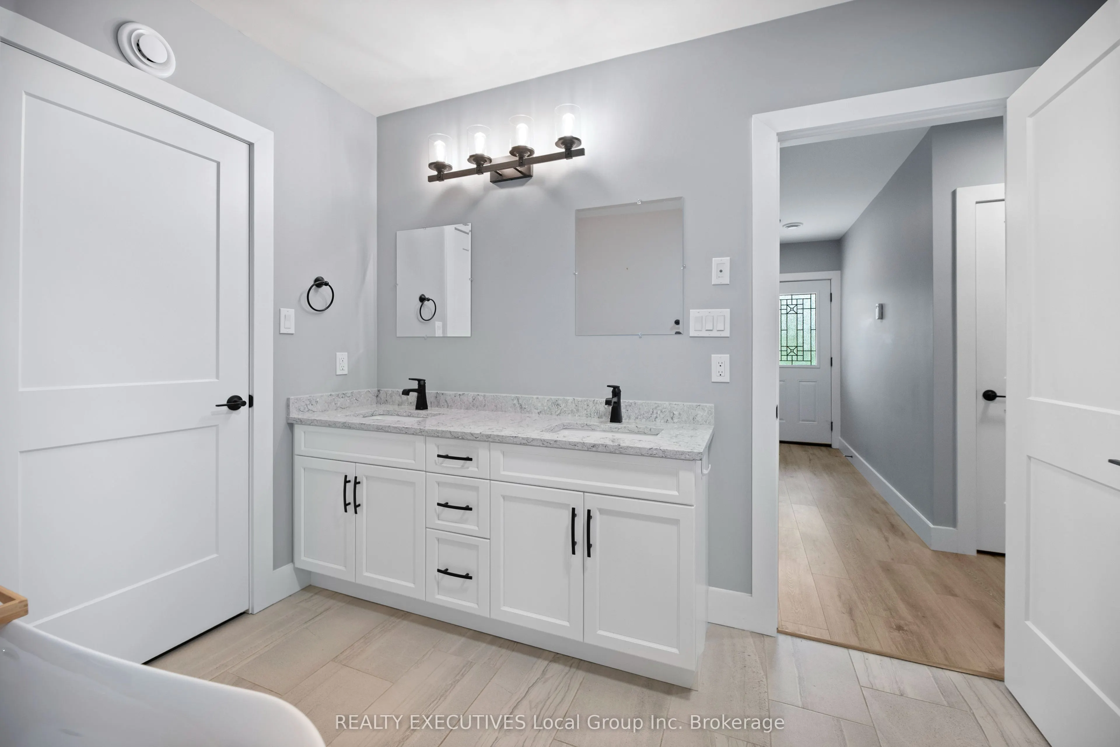 1278 VILLAGE Road, #4