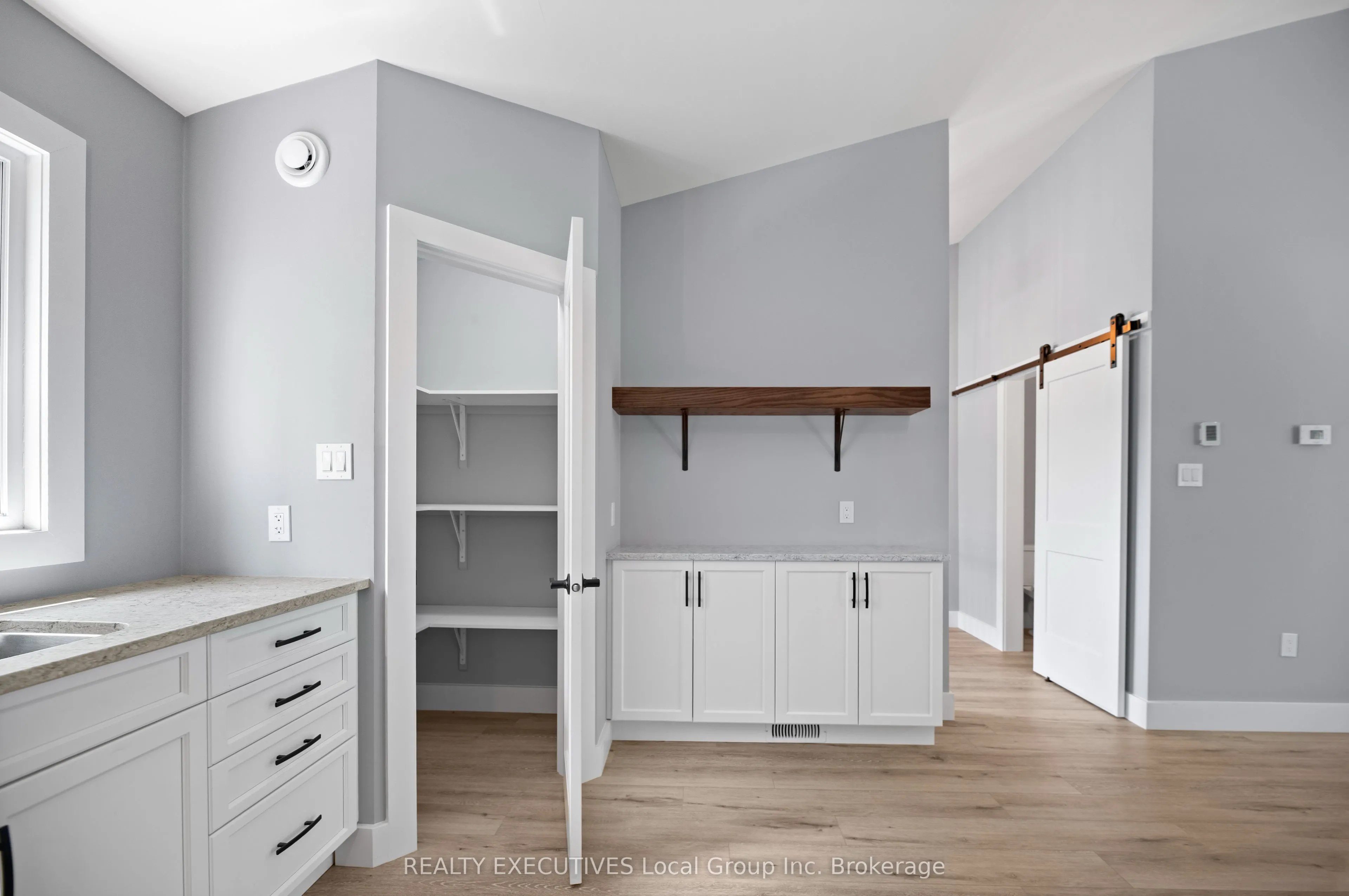 1278 VILLAGE Road, #4