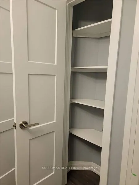 17 Nicholson Street, #5