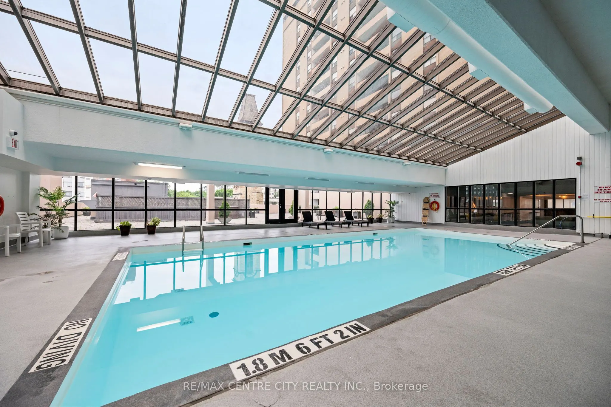 389 Dundas Street E, #2108