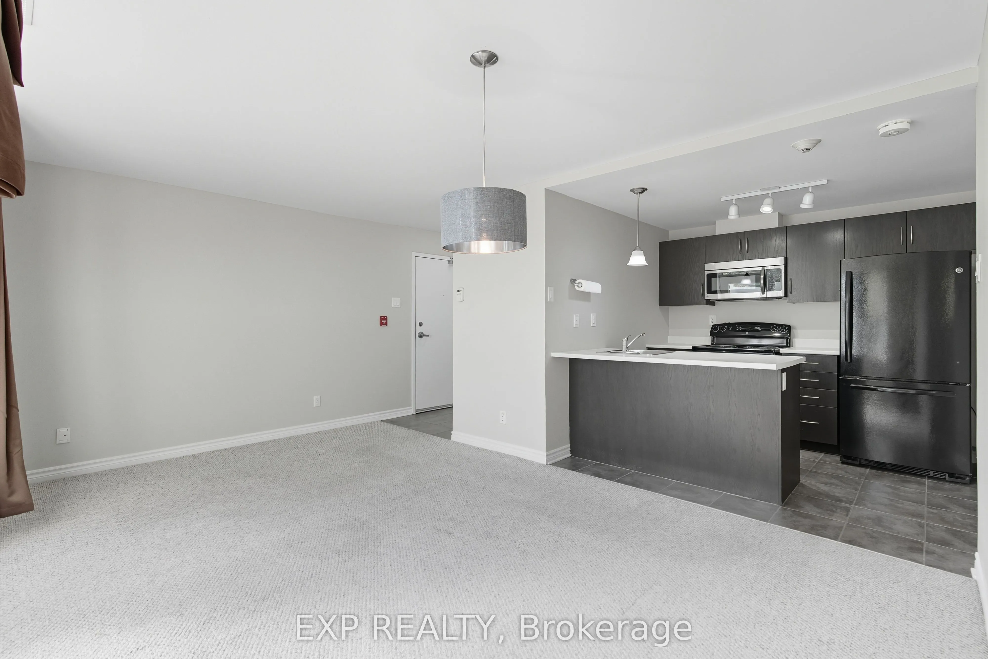 330 Everest Private, #A