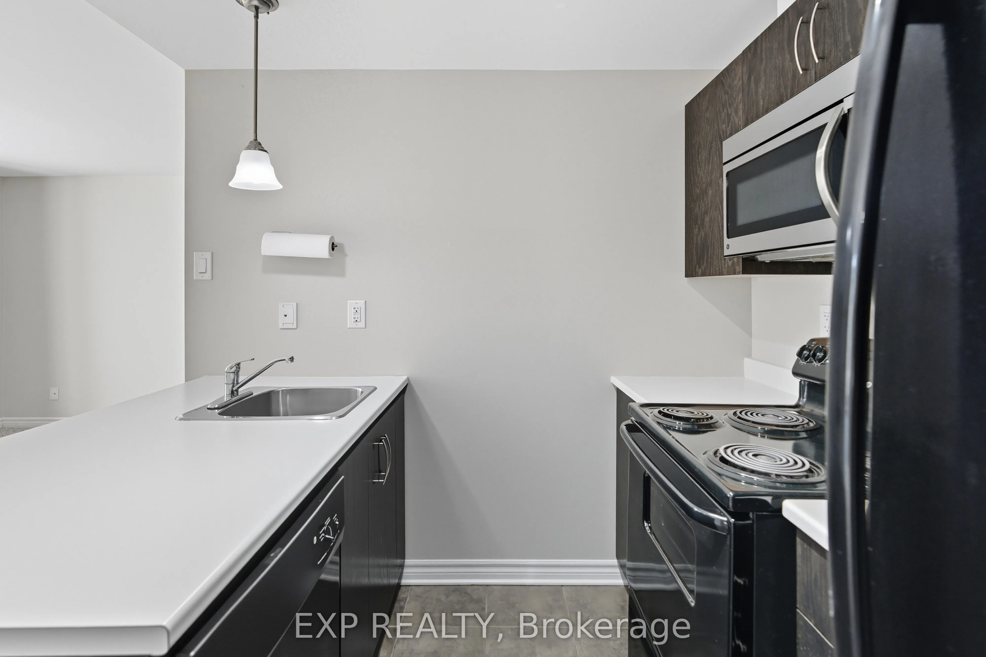 330 Everest Private, #A