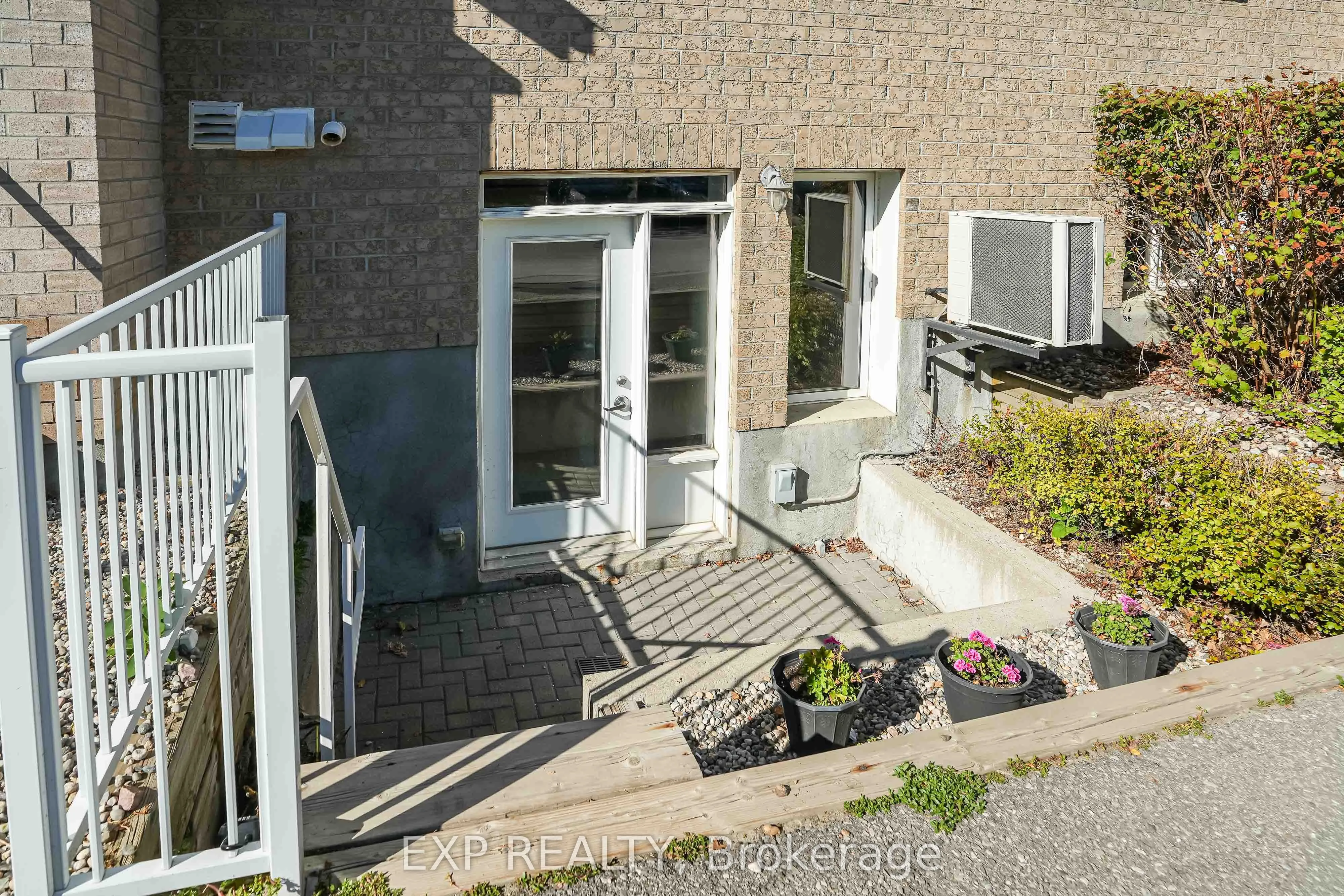 330 Everest Private, #A