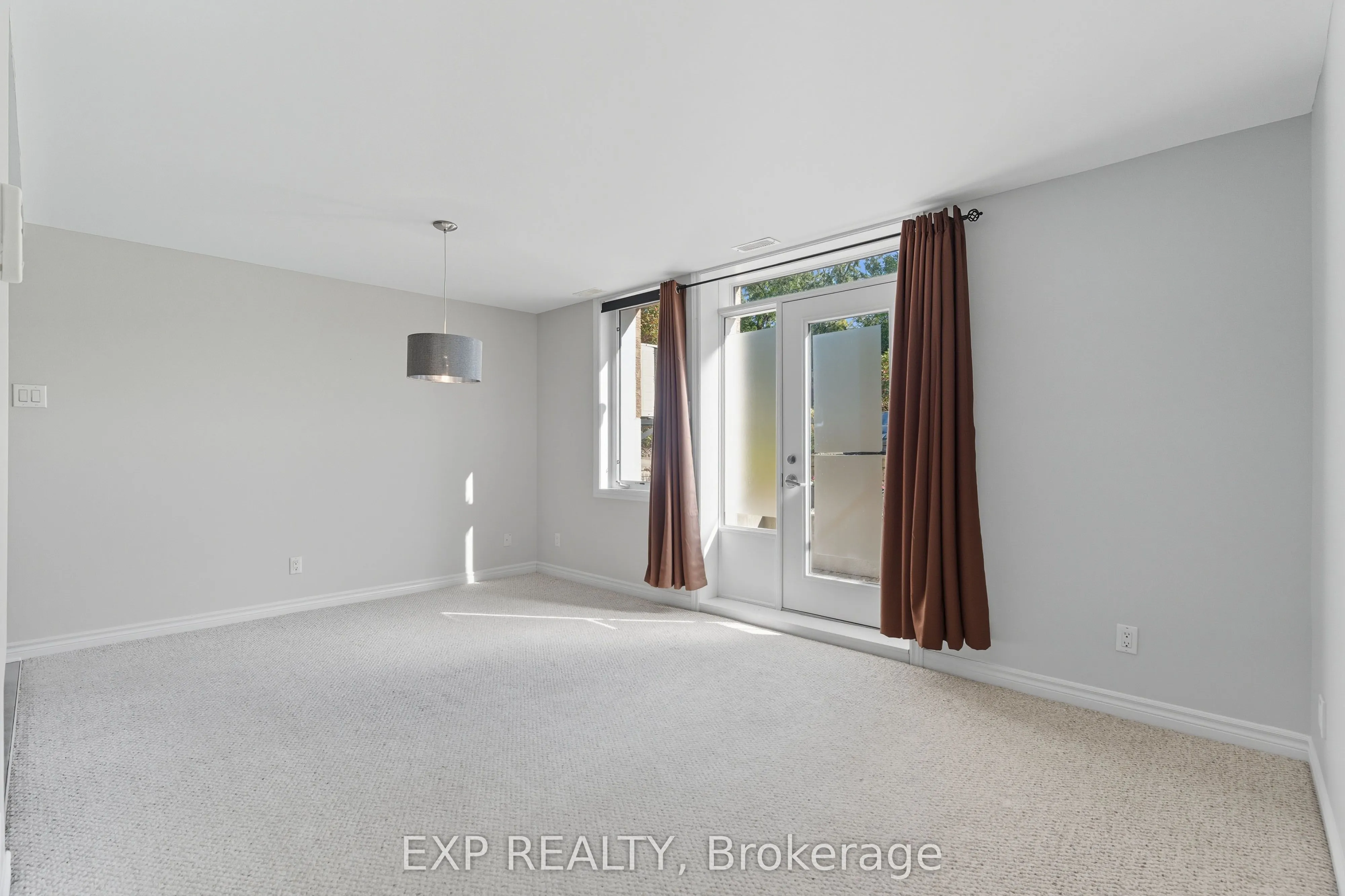 330 Everest Private, #A