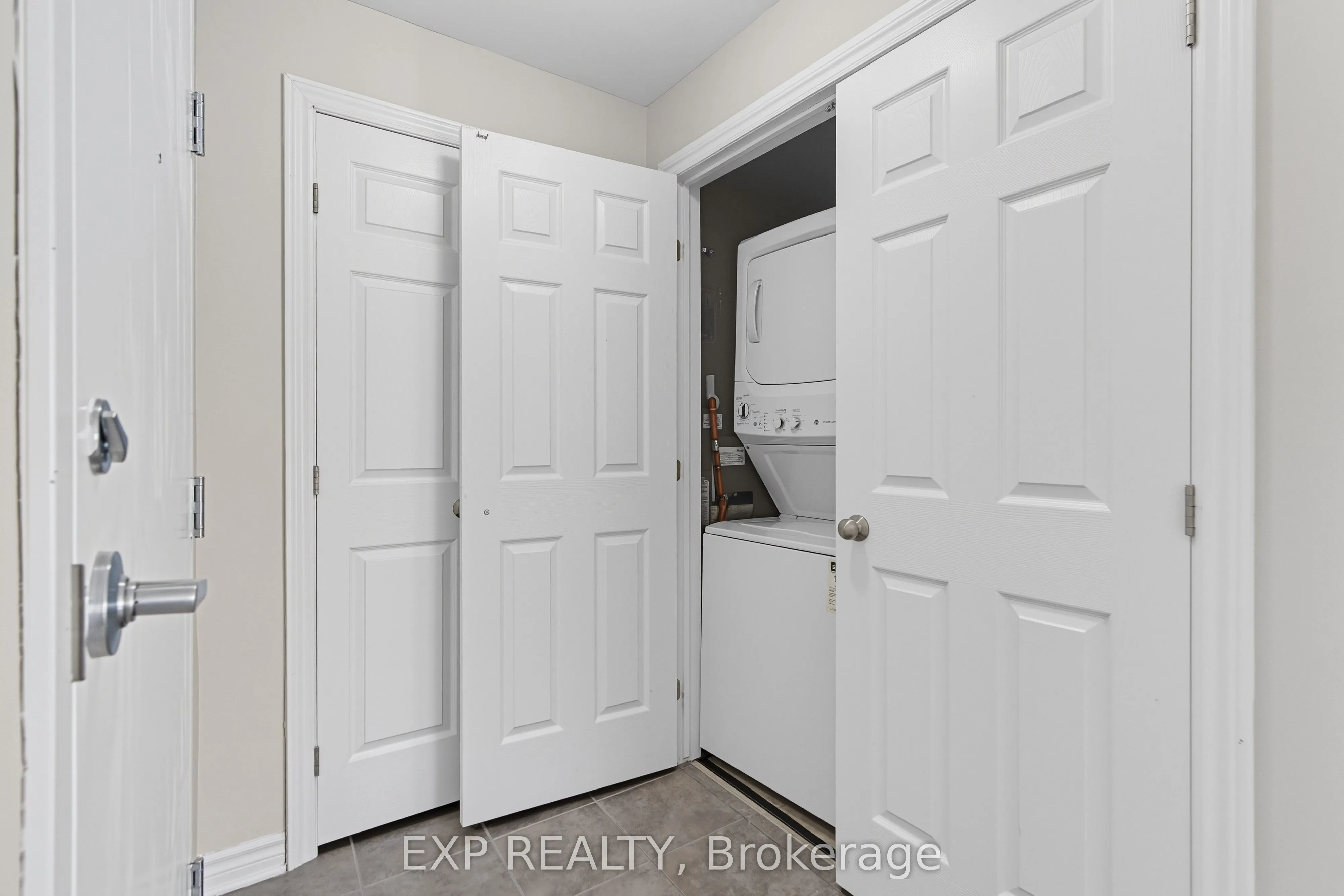 330 Everest Private, #A