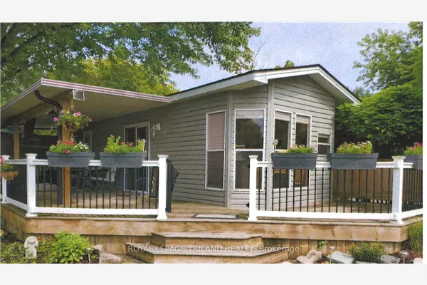 4895 Lakeshore Road, #D36