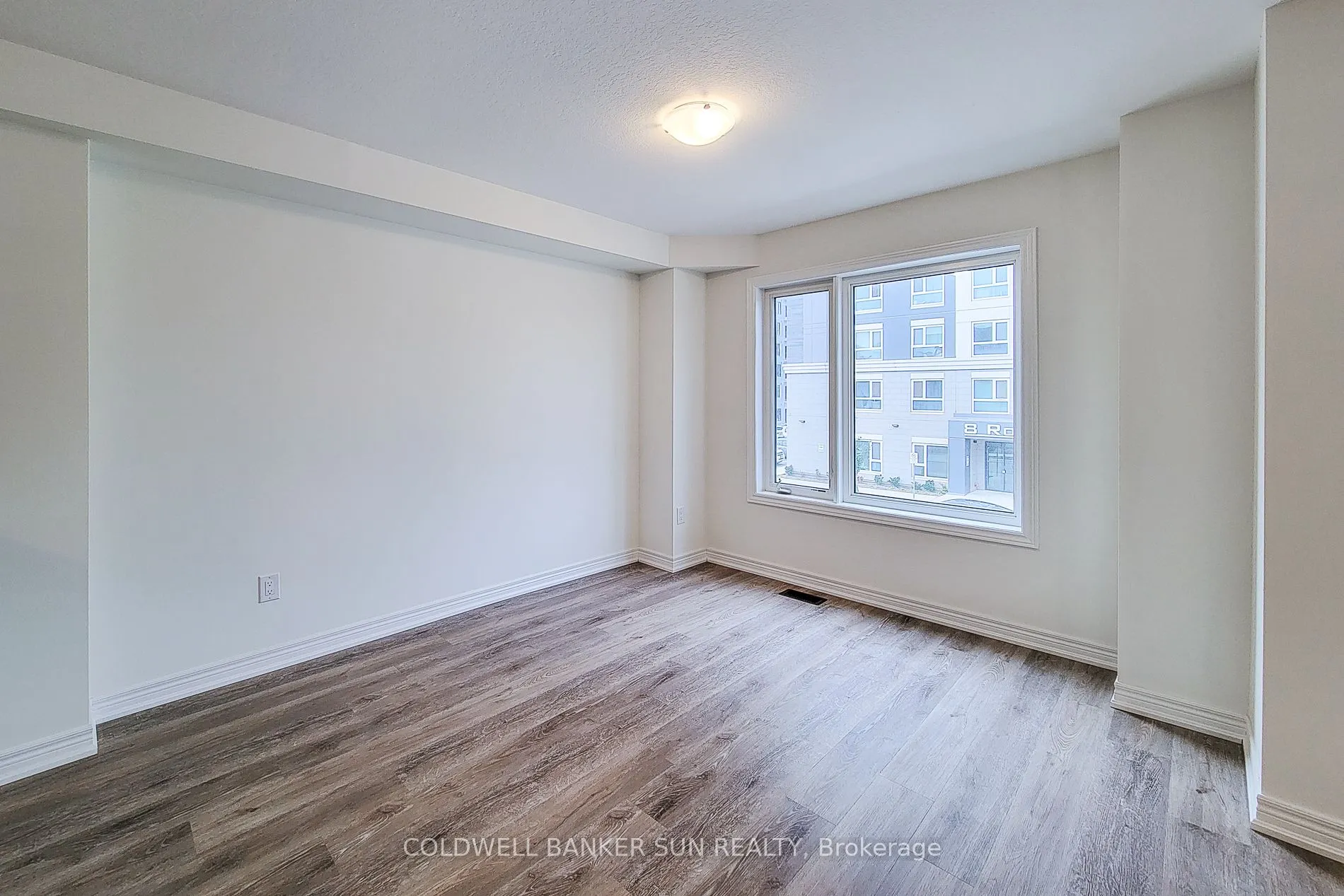 7 Roxanne Drive, #124