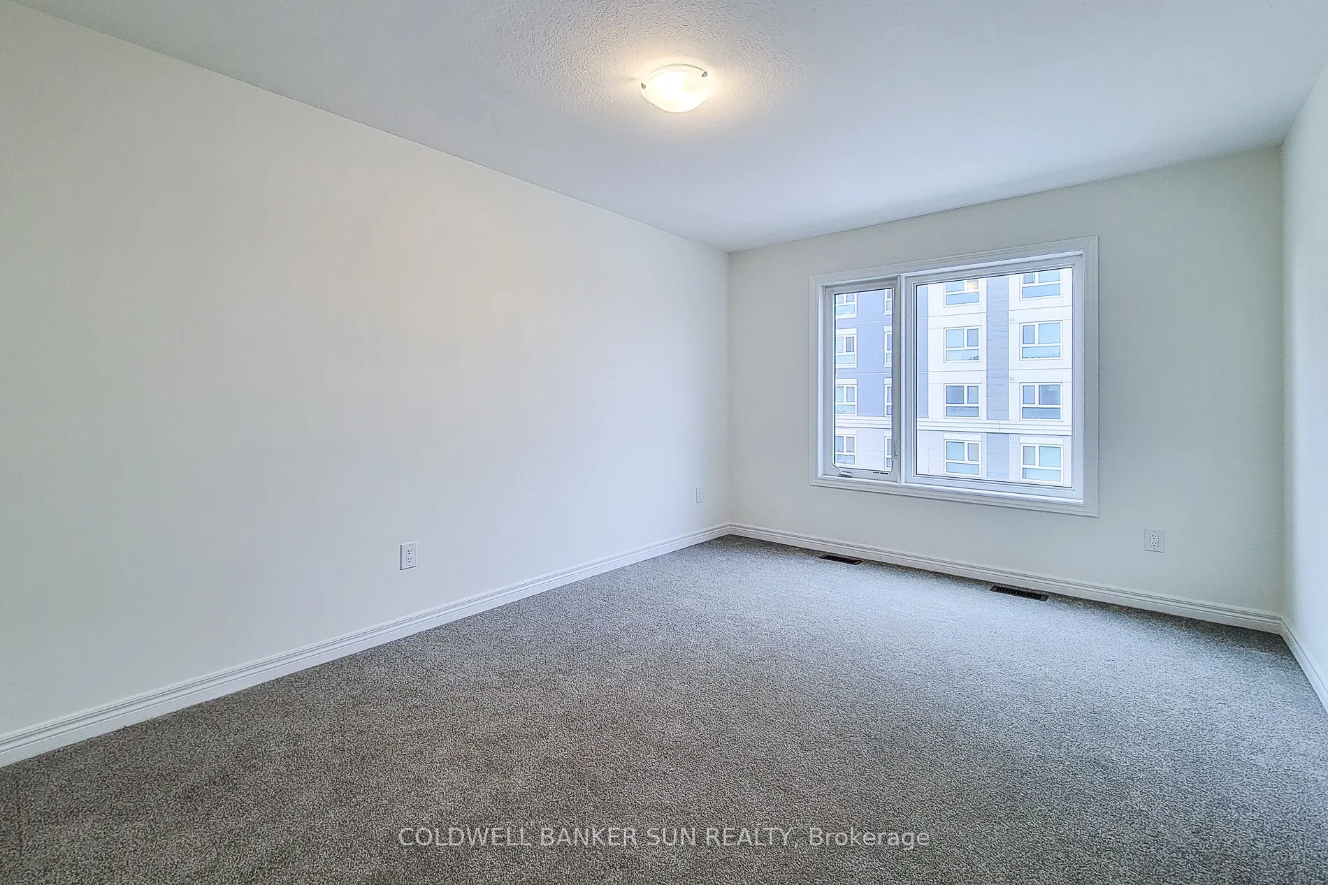 7 Roxanne Drive, #124