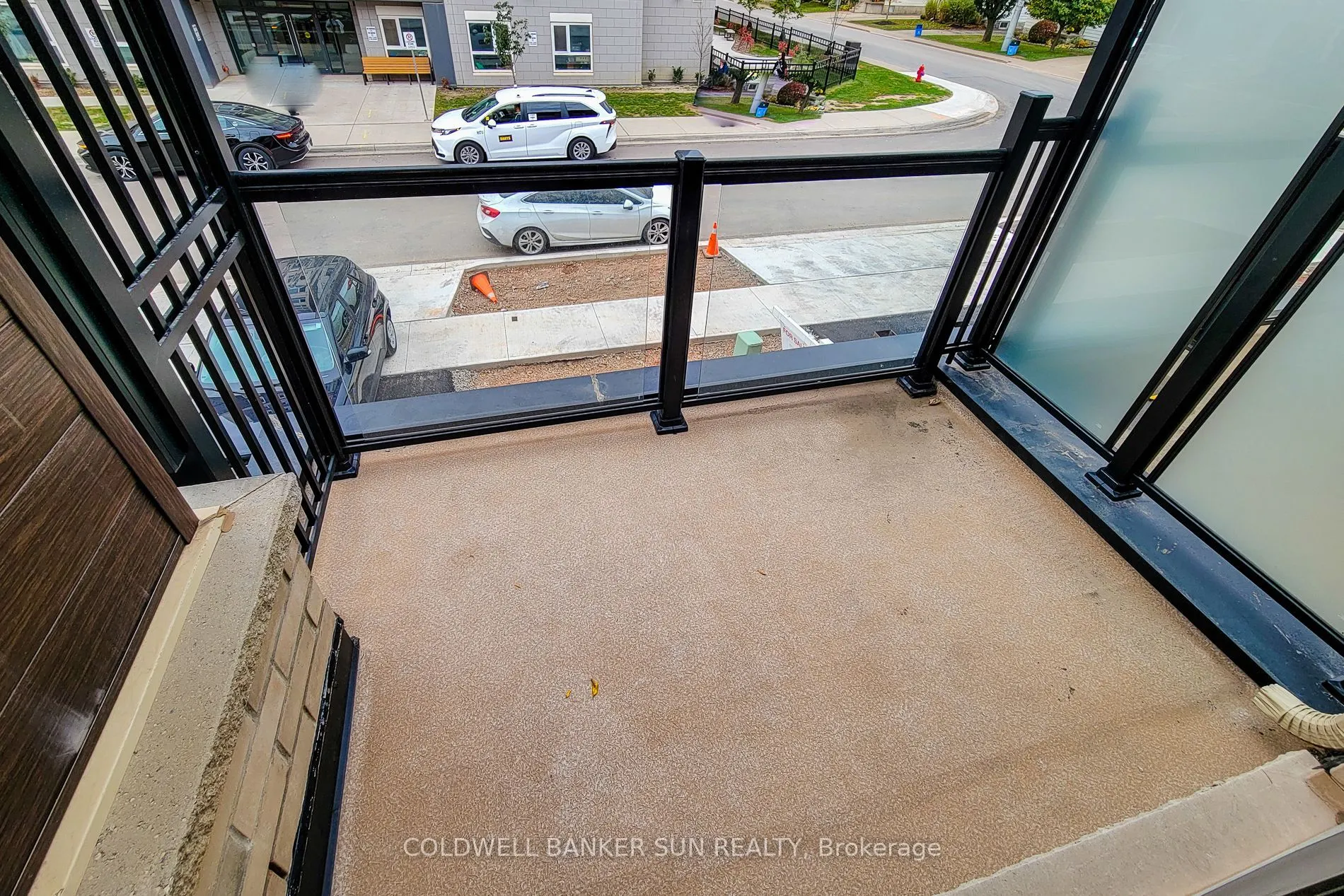 7 Roxanne Drive, #124