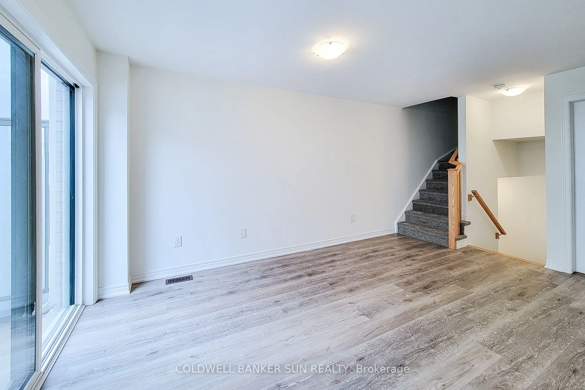 7 Roxanne Drive, #124