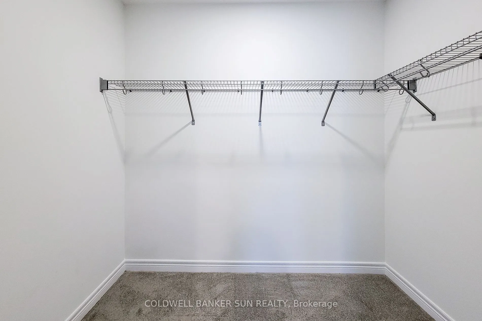 7 Roxanne Drive, #124