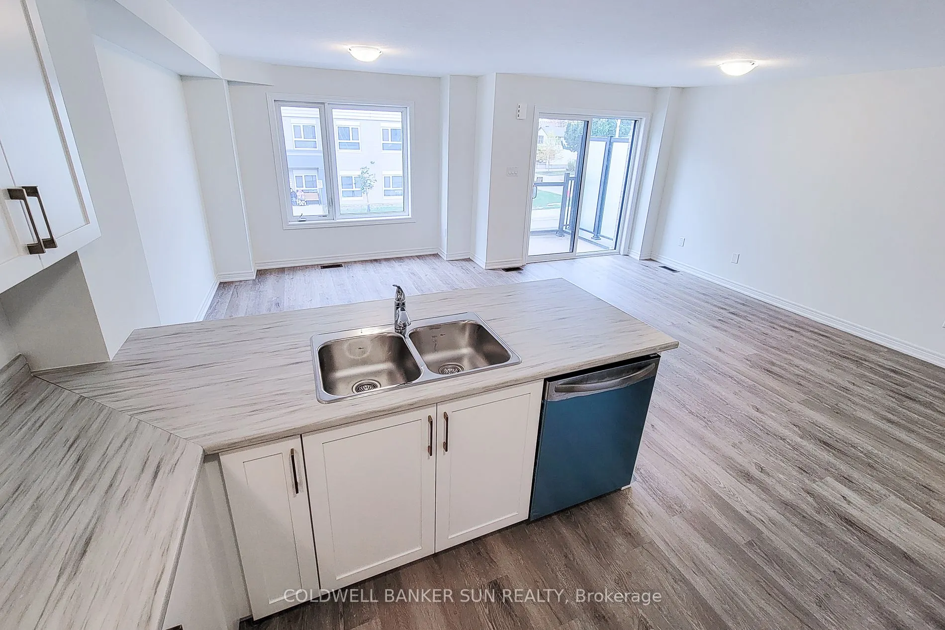 7 Roxanne Drive, #124