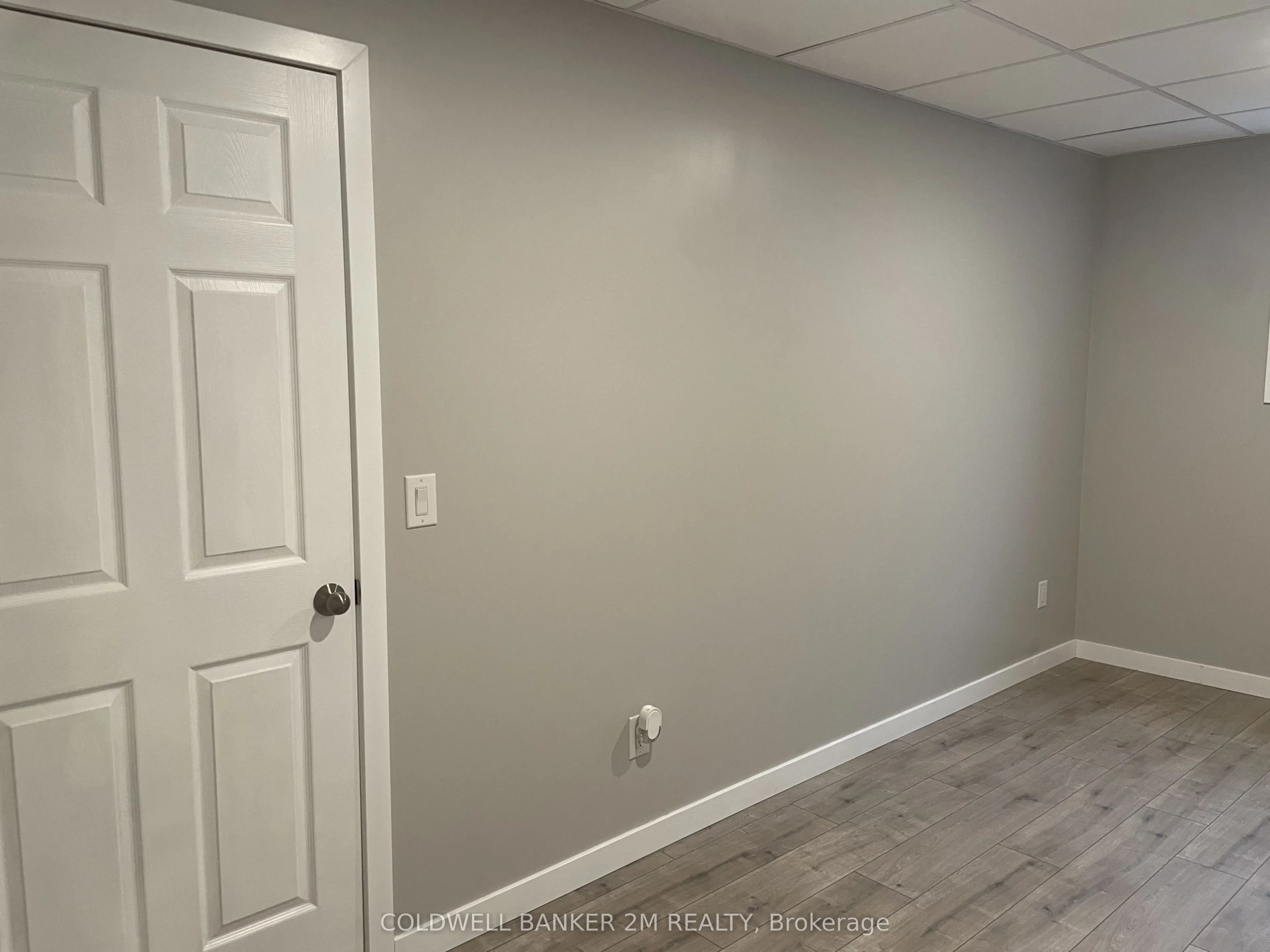 101 Bobcaygeon Road, #4