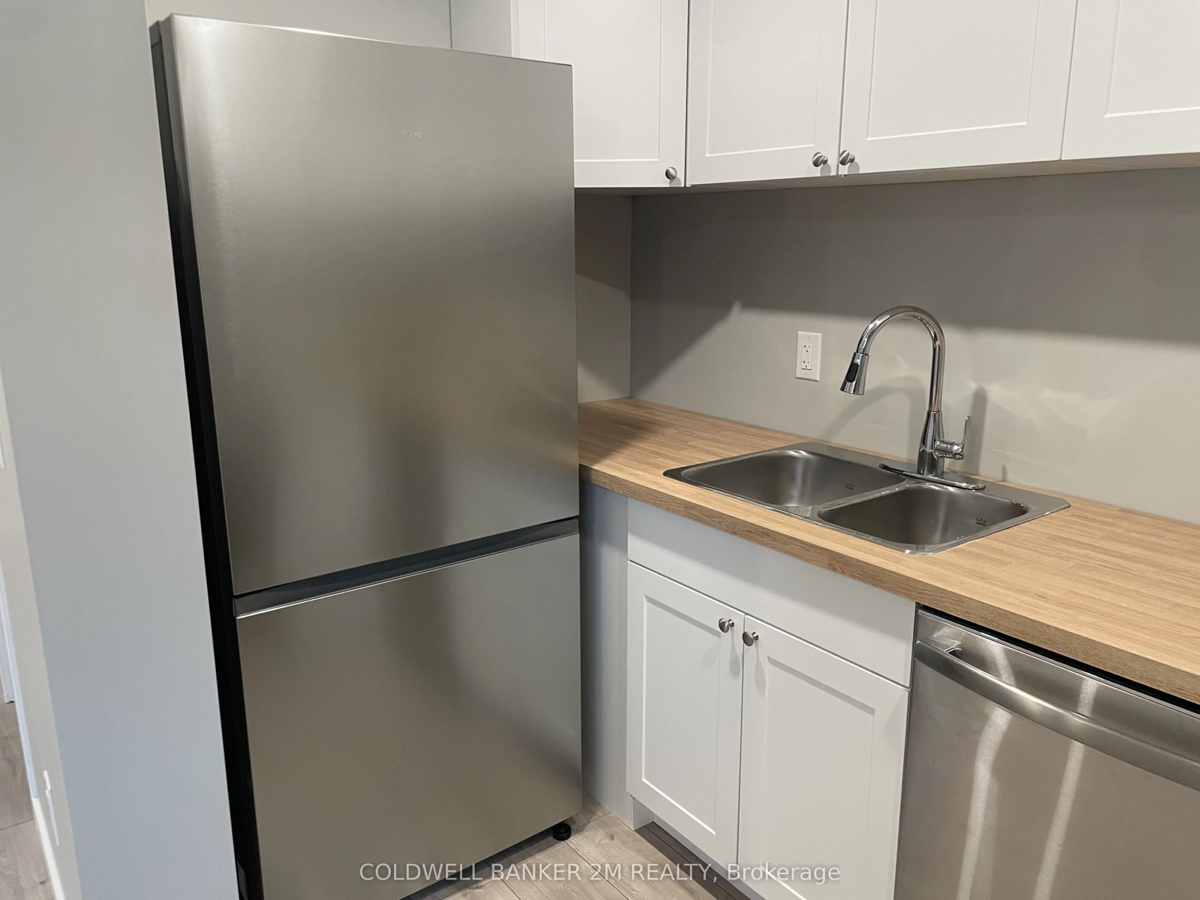 101 Bobcaygeon Road, #4