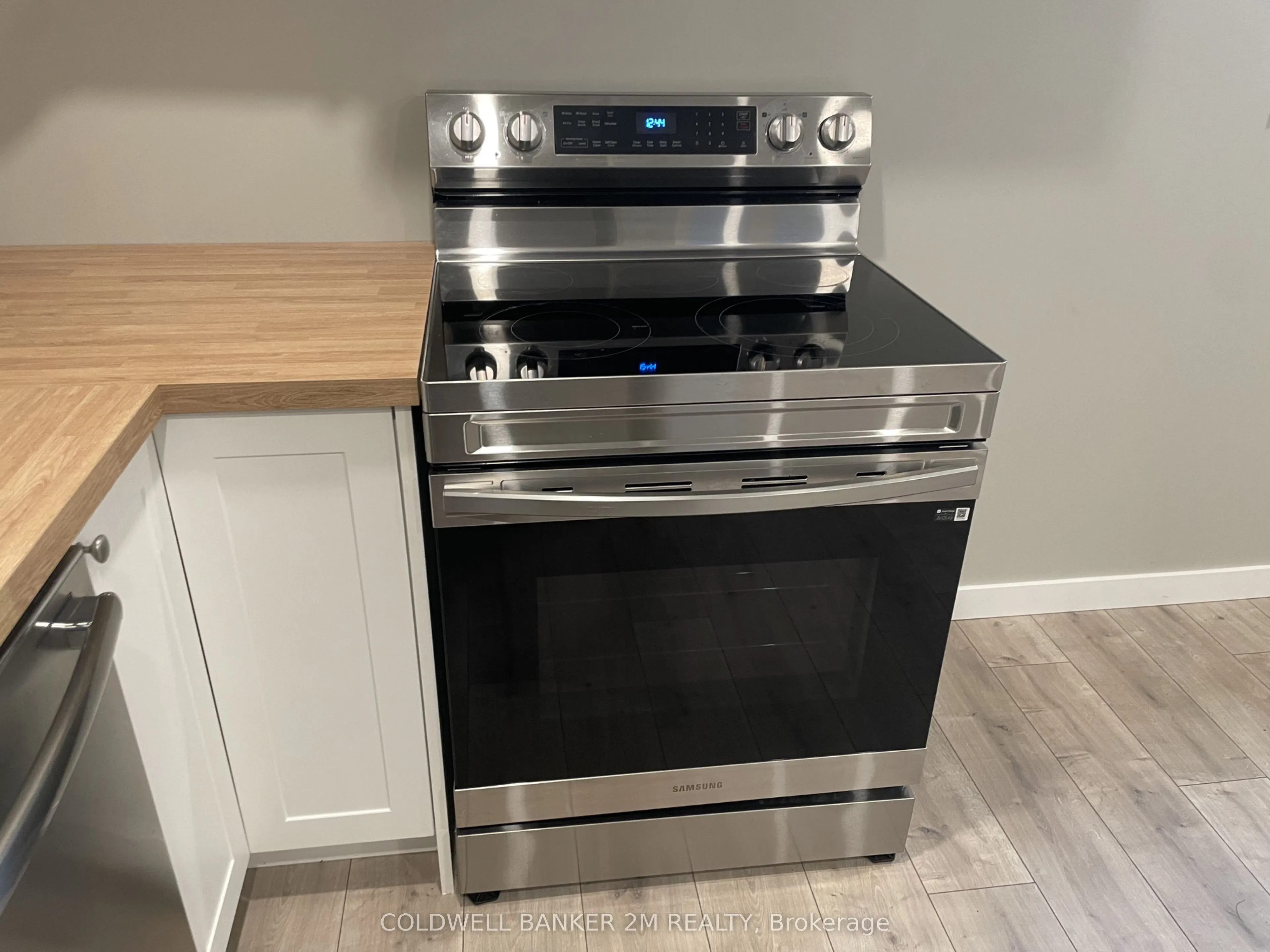 101 Bobcaygeon Road, #4