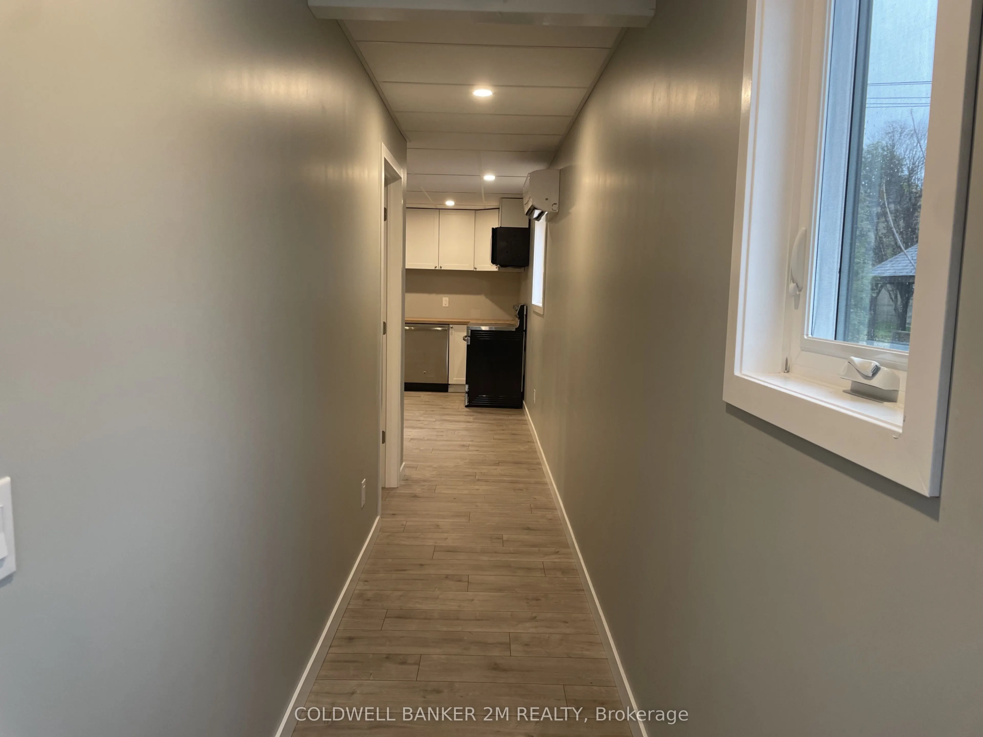 101 Bobcaygeon Road, #4